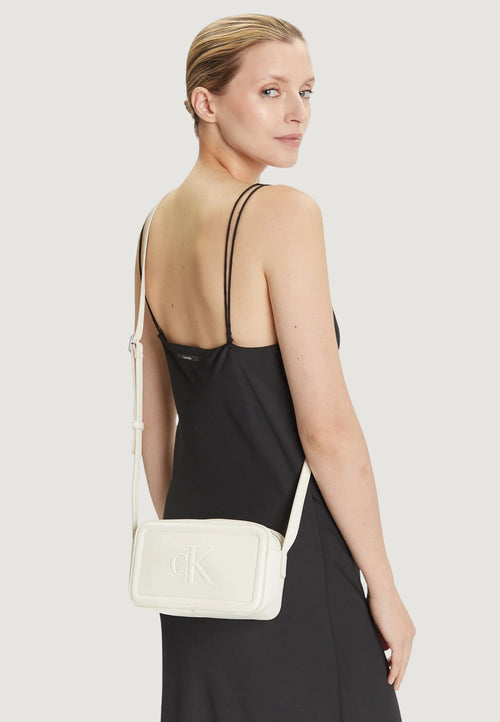 Borsa Calvin Klein BOLD CK CAMERA BAG