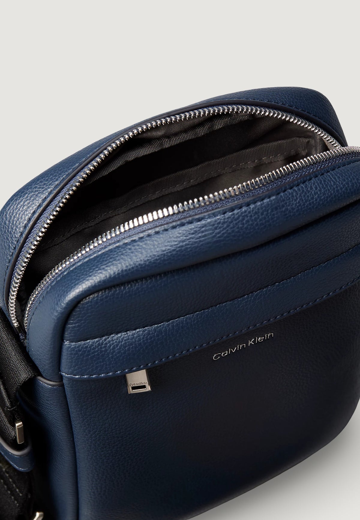 Borsa Calvin Klein RAISED REPORTER