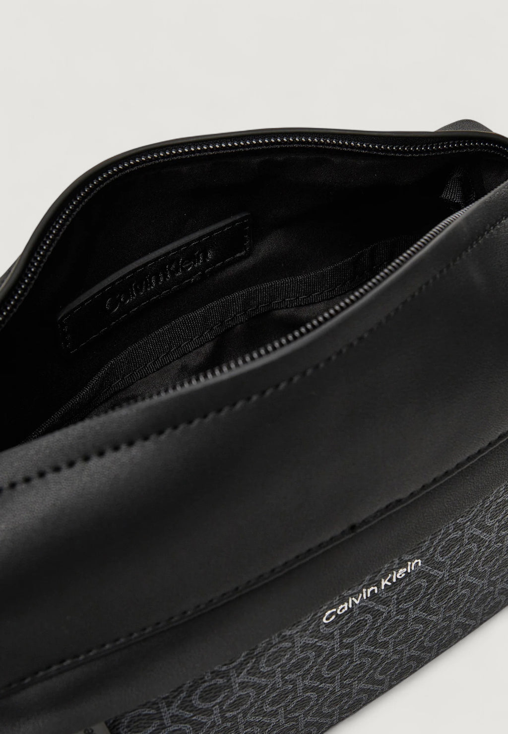 Bag Calvin Klein CK MUST MONO CAMERA BAG