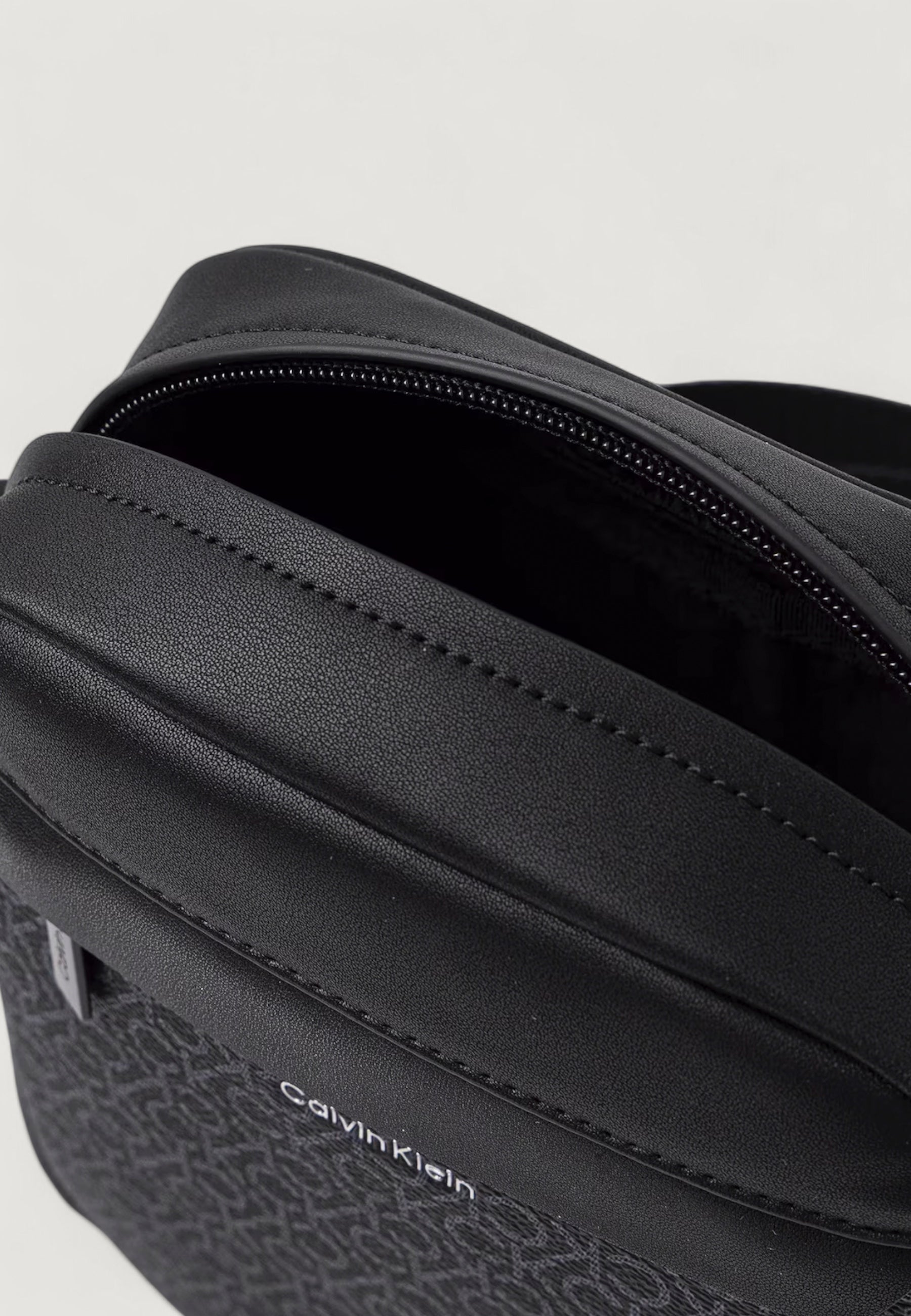 Bag Calvin Klein CK MUST MONO REPORTER S