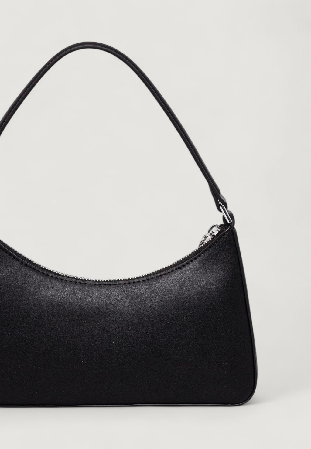 Bag Calvin Klein CK MUST SMALL SHOULDER BAG