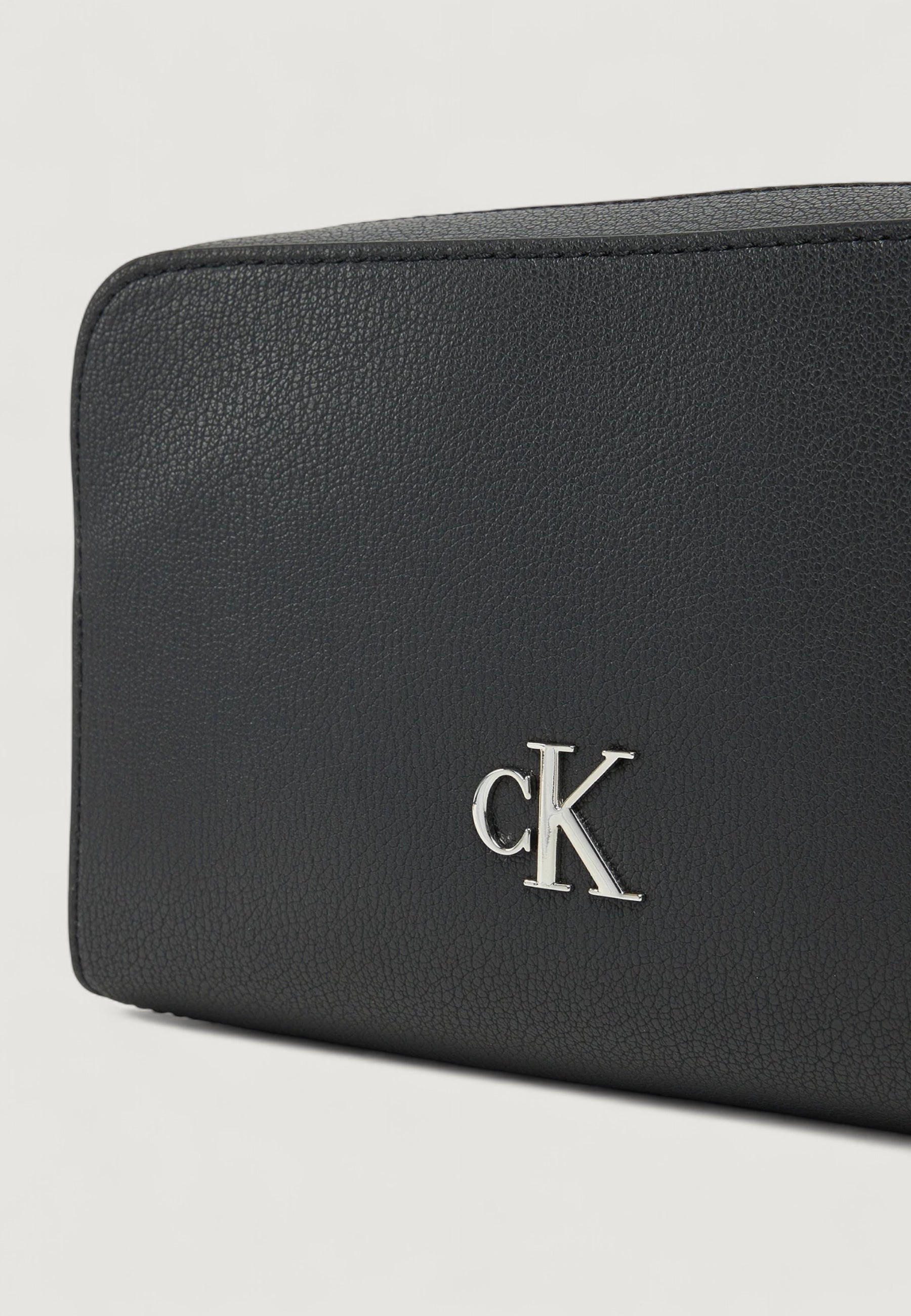 Bag Calvin Klein MINIMAL MONOGRAM CAMERA