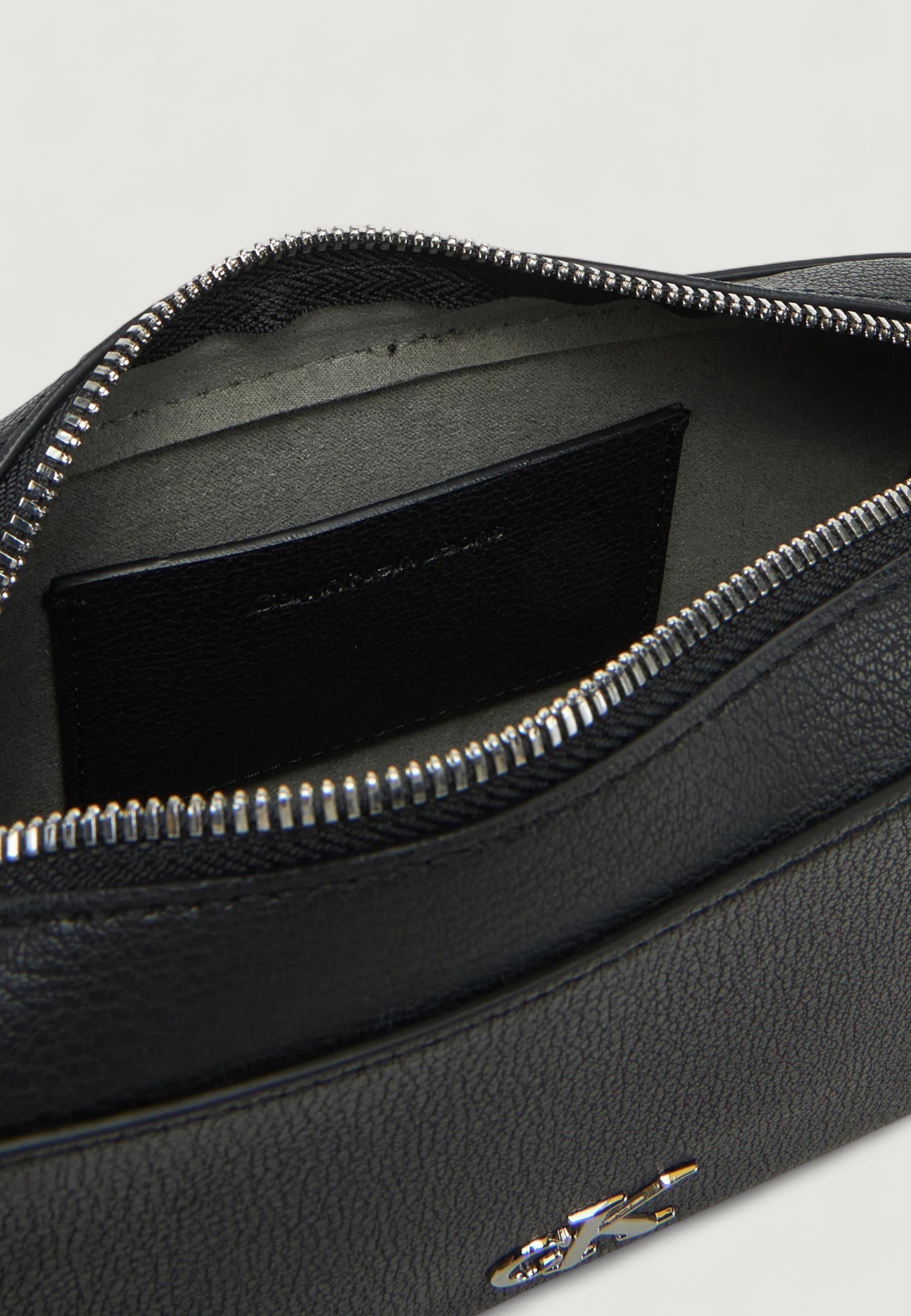 Bag Calvin Klein MINIMAL MONOGRAM CAMERA