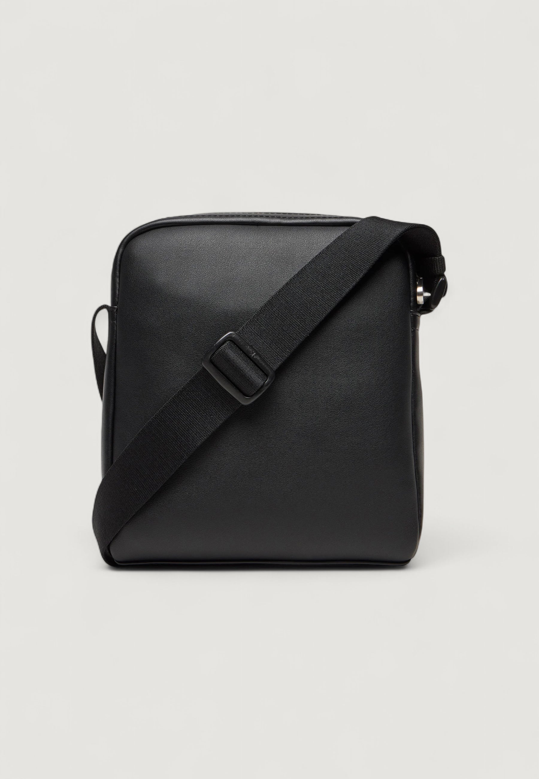 Bag Calvin Klein MONO LOGO REPORTER 18