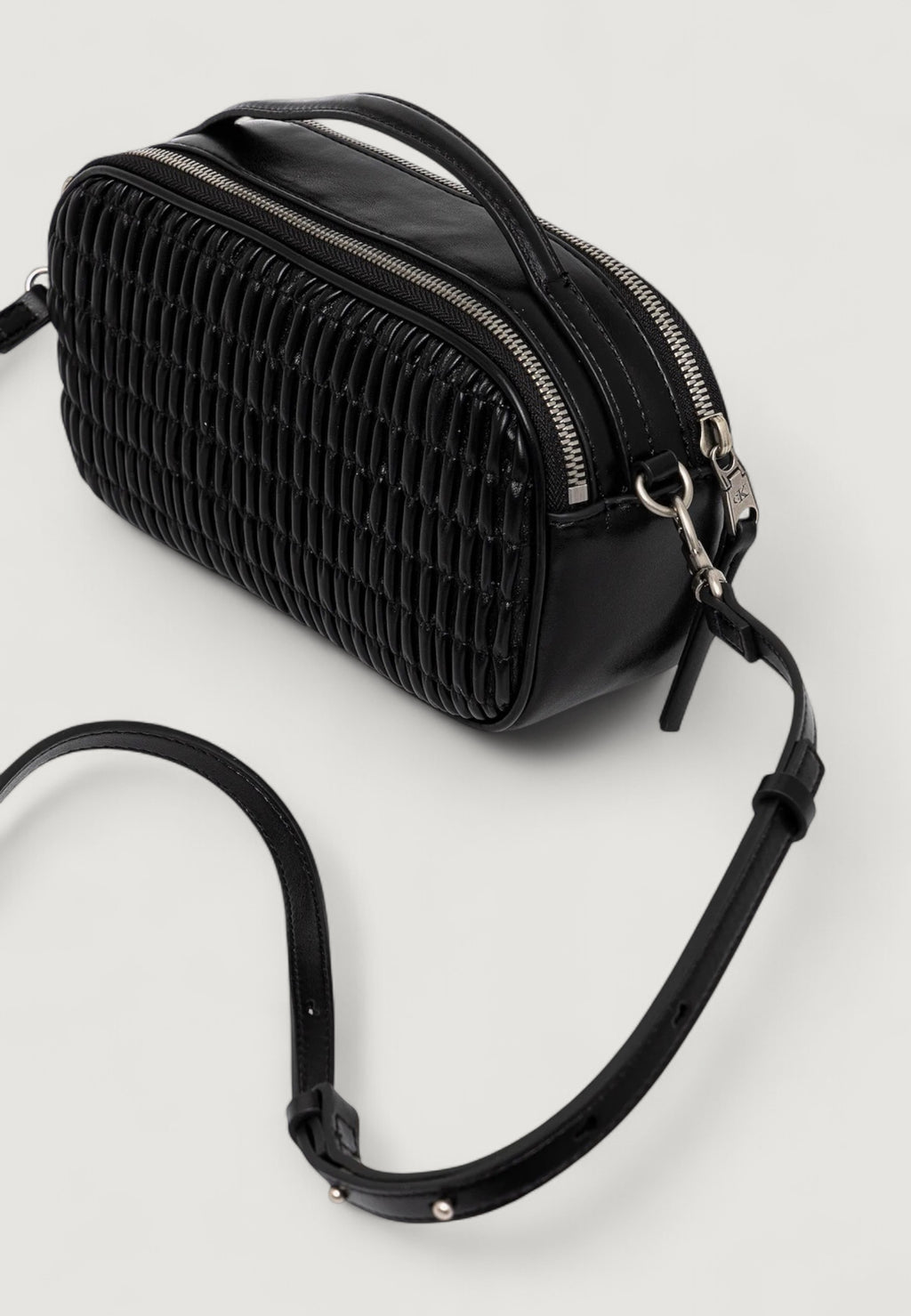 Borsa Calvin Klein RUCHED CROSSBODY CAMERA BAG
