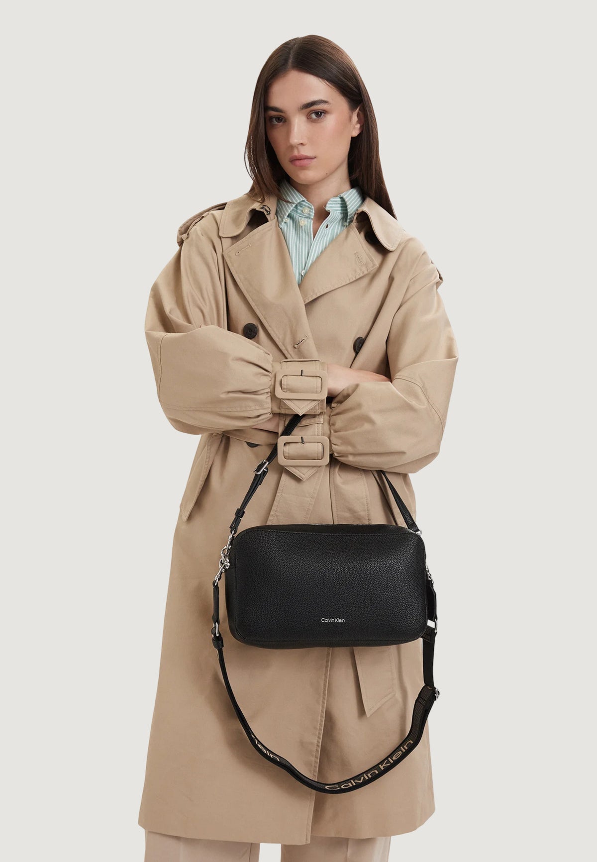 Borsa Calvin Klein WEBBING 2X STRAP LG CAMERA BAG