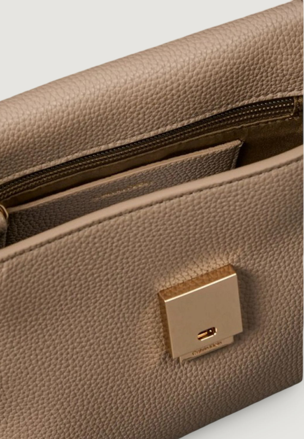 Borsa Calvin Klein EMBLEM HW PEBBLE CROSSBODY 20