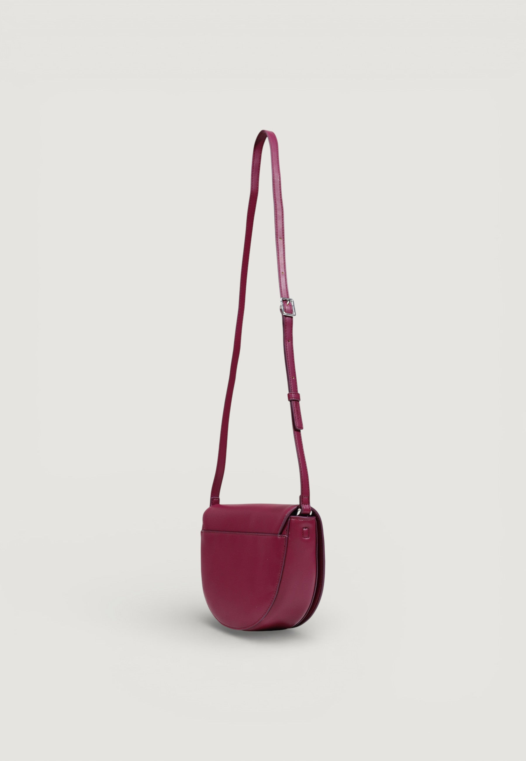 Borsa Calvin Klein RAISED CK SADDLE CROSSBODY