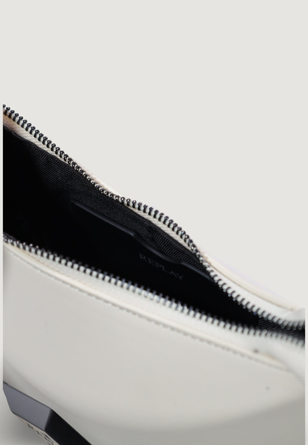 Borsa Replay FW3762.000.A0015G