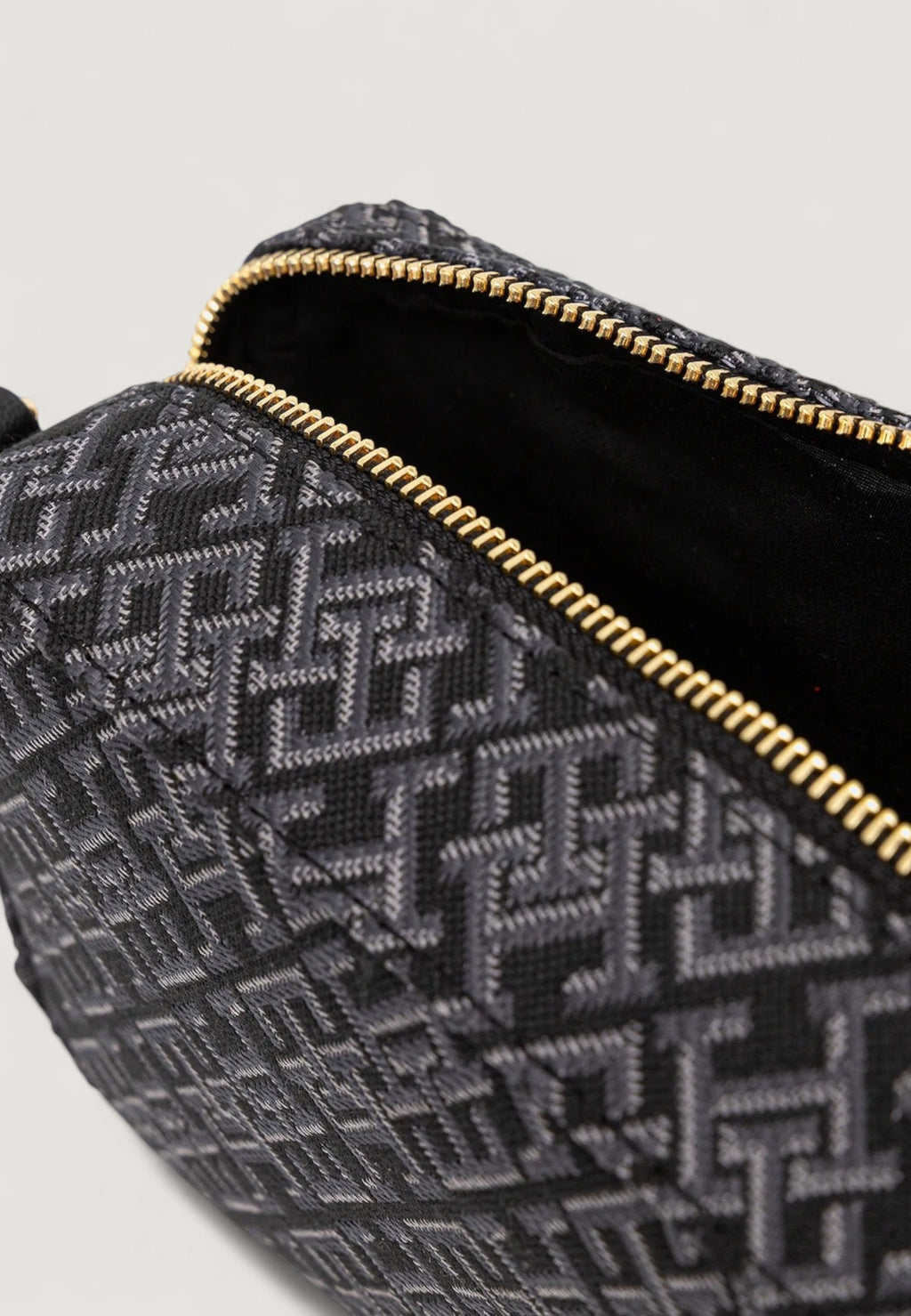 Bag Tommy Hilfiger TH ICON CAMERA BAG