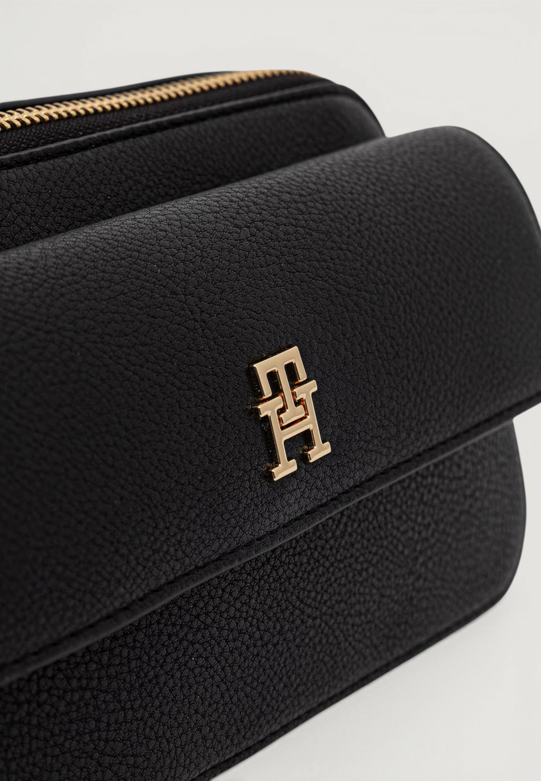 Bag Tommy Hilfiger TH ICON CAMERA BAG