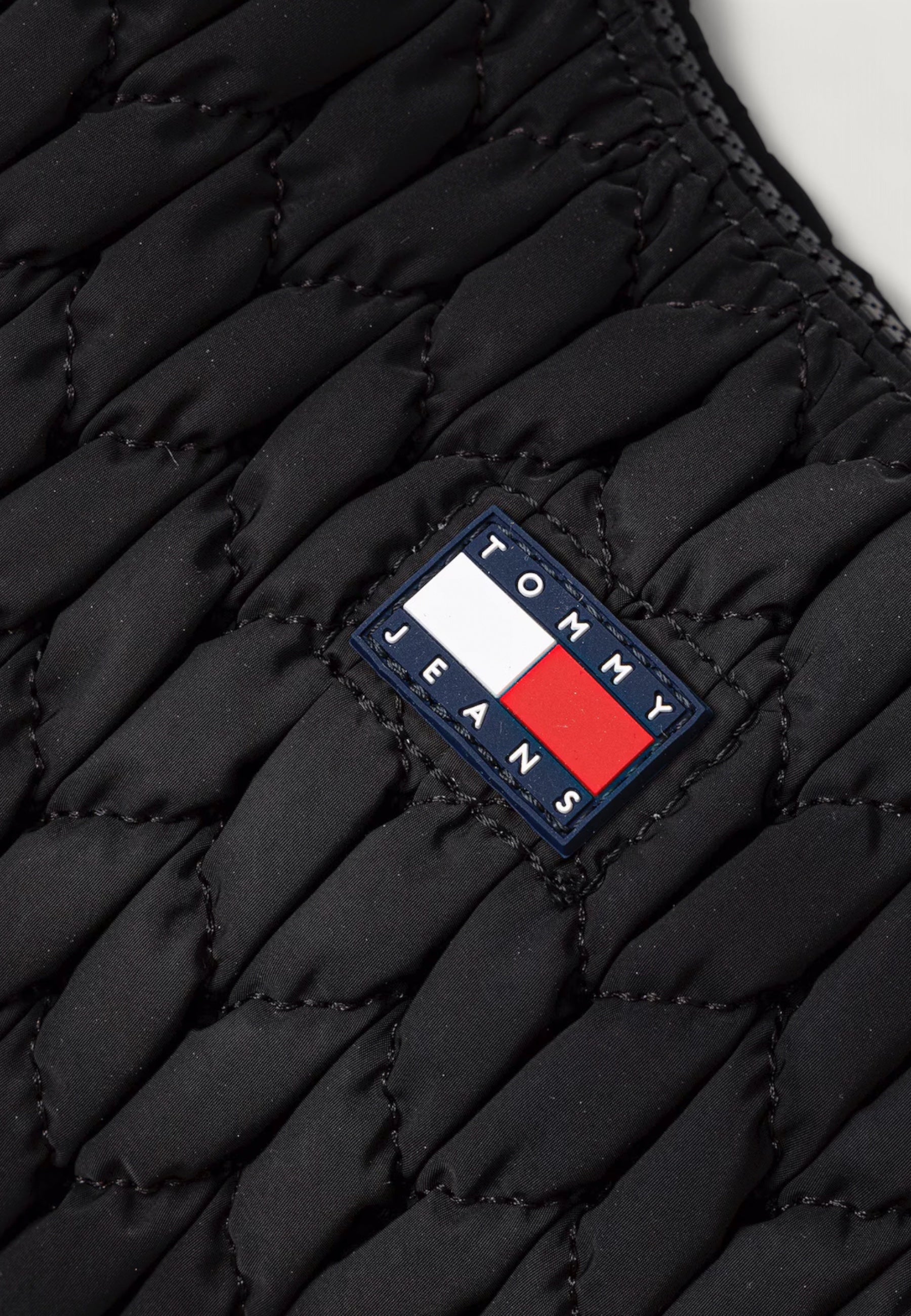 Bag Tommy Hilfiger TJW URBAN X-BODY QUILTED