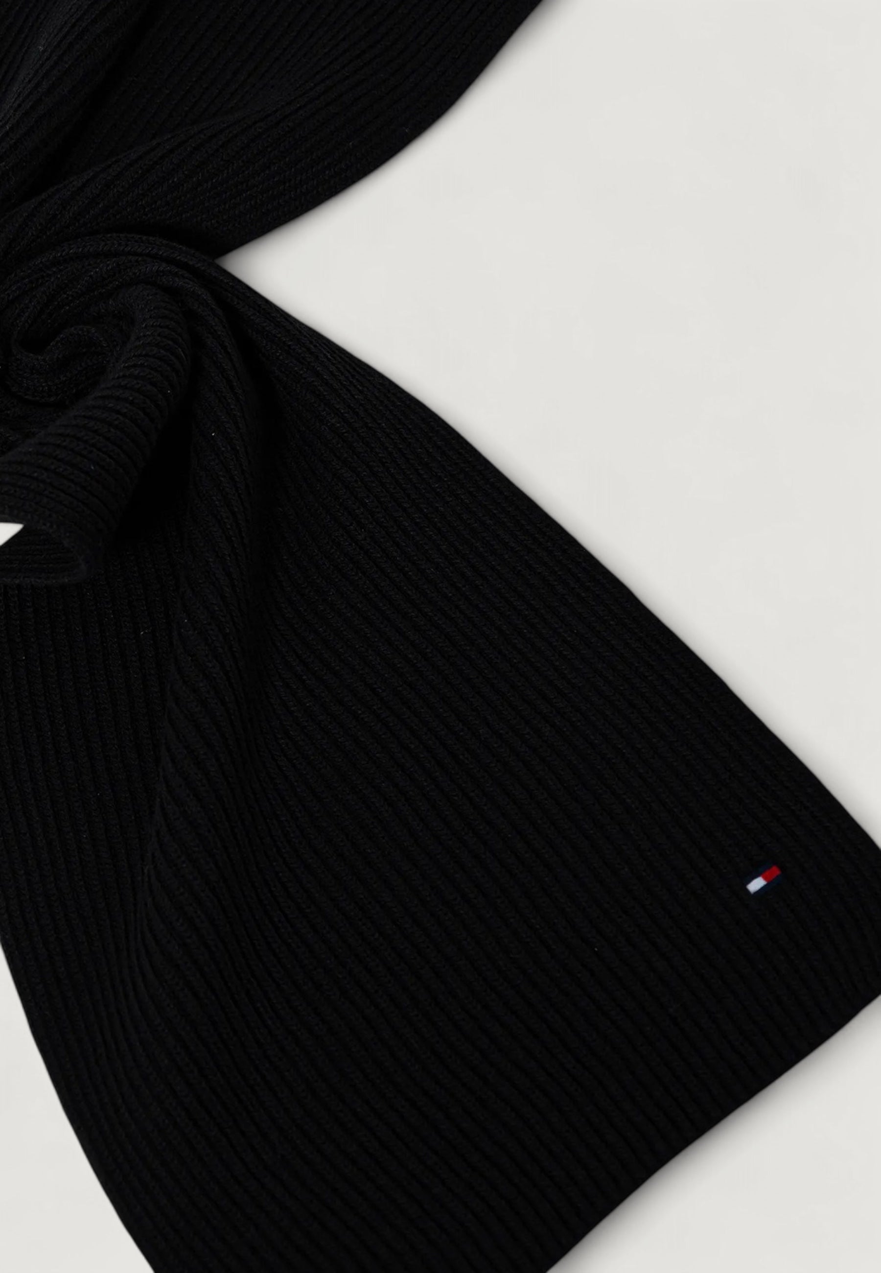 Scarf and hat box Tommy Hilfiger TH FLAG BEANIE & SCARF GP