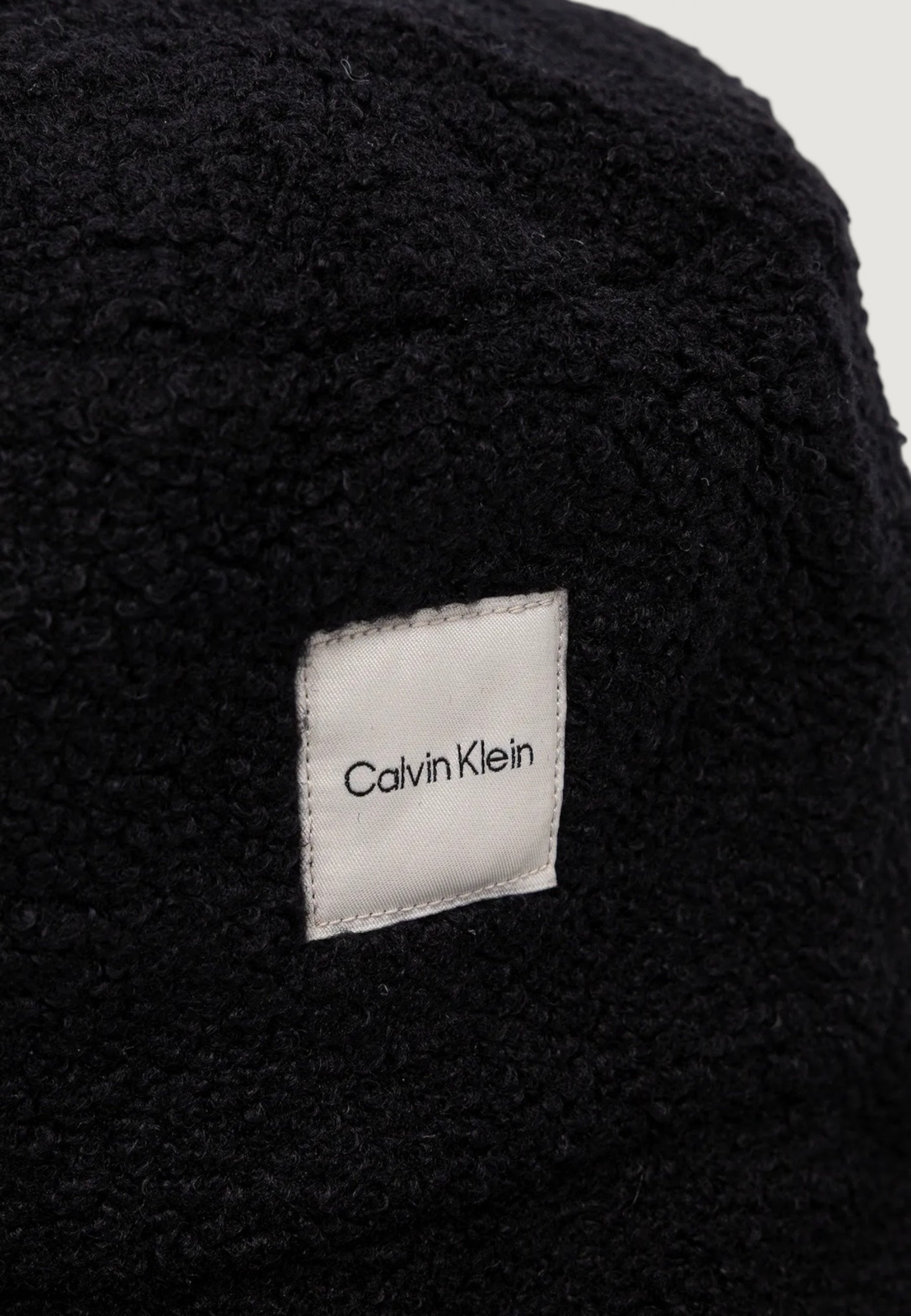 Bucket Calvin Klein BOUCLE w PATCH BUCKET