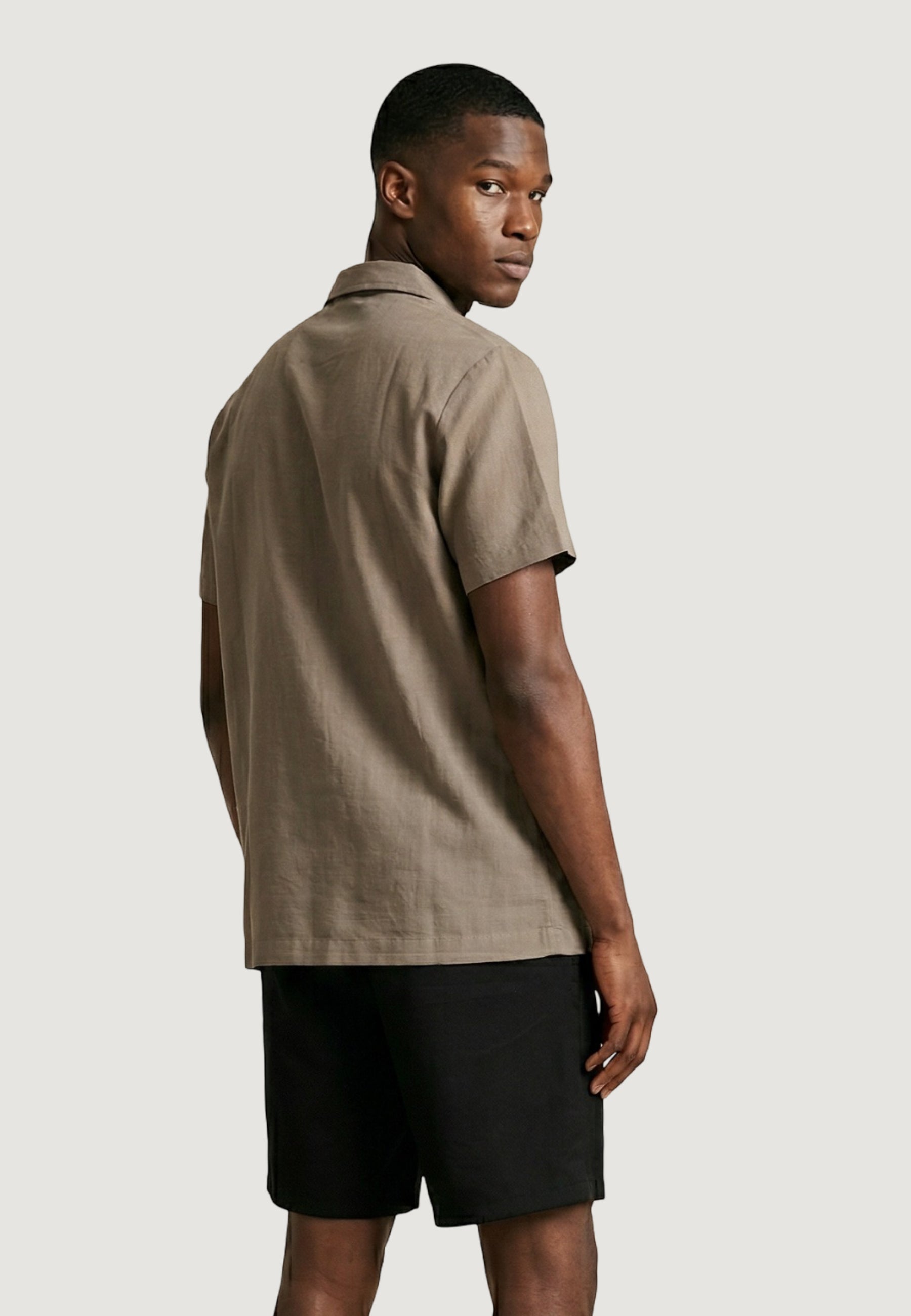 Camicia manica corta YOS CAMICIA OVER M/M CUPRO TESSUTO LEGGERO