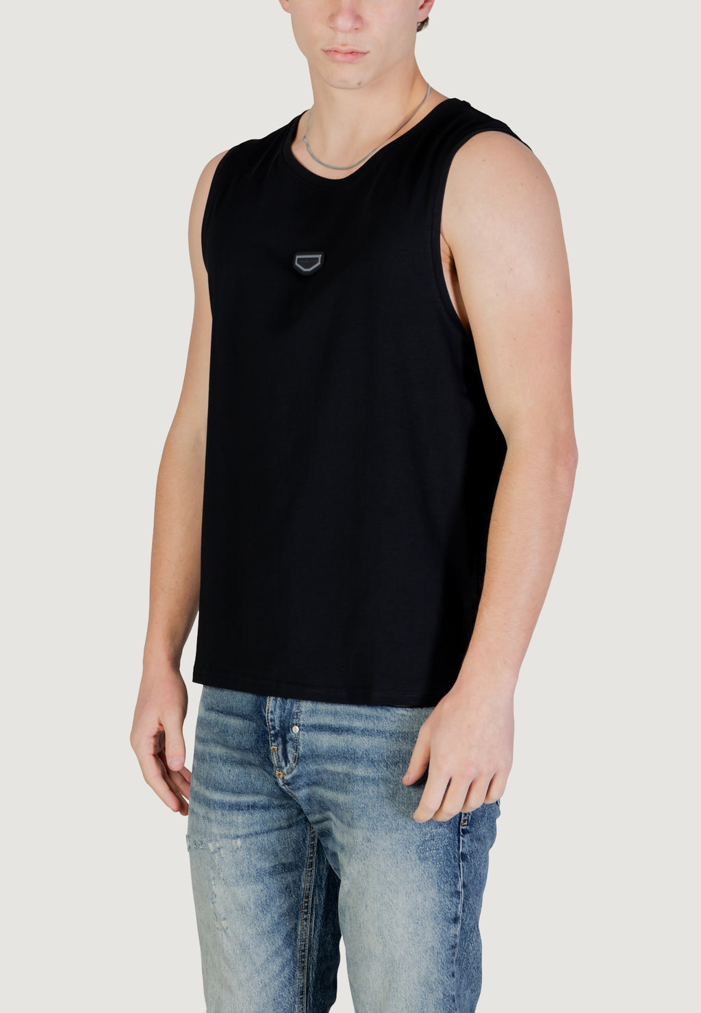 Tank tops Antony Morato REGULAR FIT WITH METAL RUBBER PLATE ON FRONT