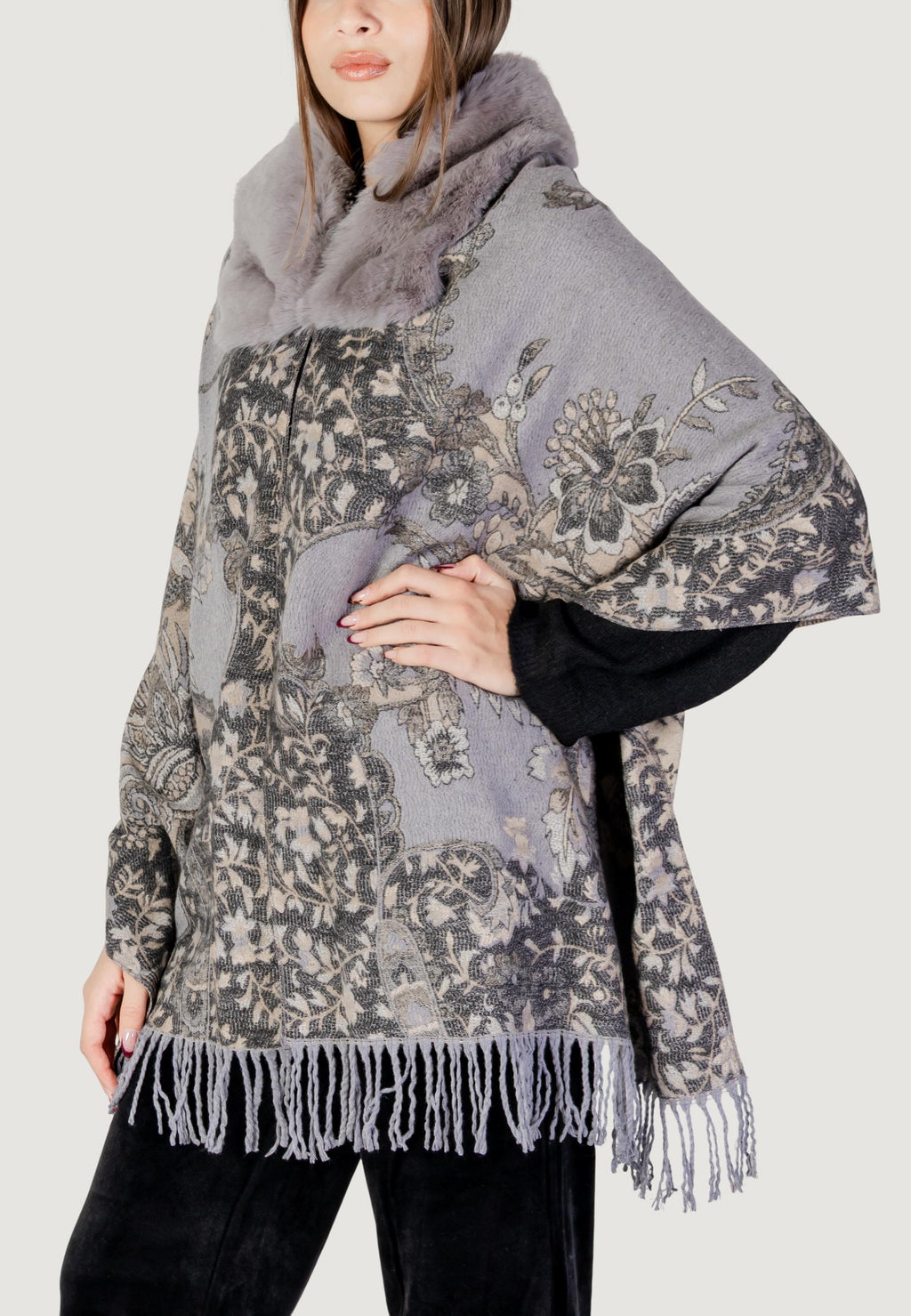 Mantella AYFEE MANTELLA FLOWER CON FRANGE FAKE FUR