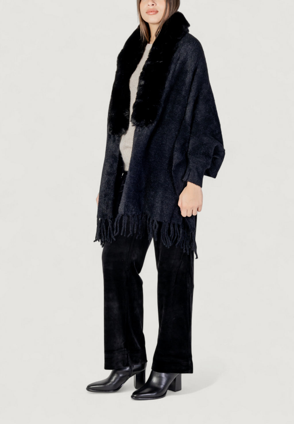 Mantella AYFEE MANTELLA COLLO ECOFUR