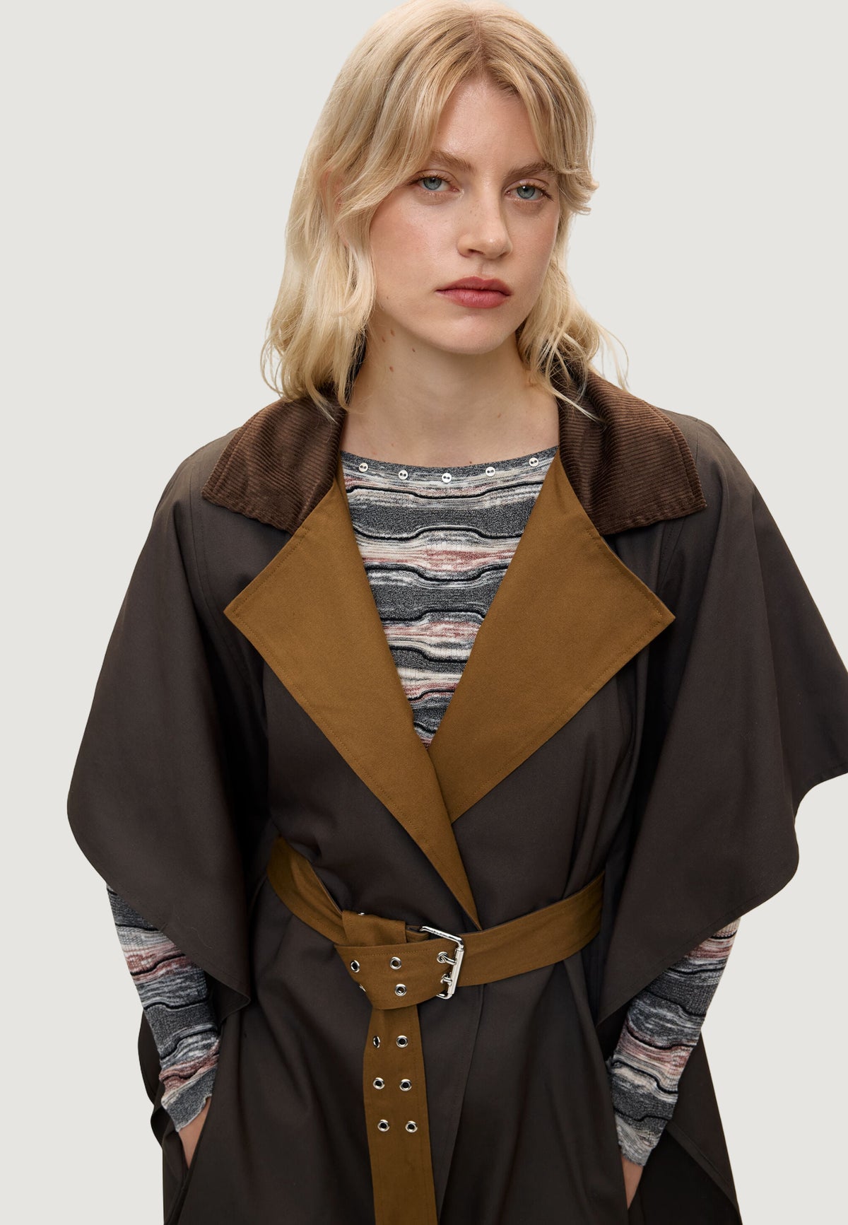 Hood Desigual PONCHO_TRENCHY WAX