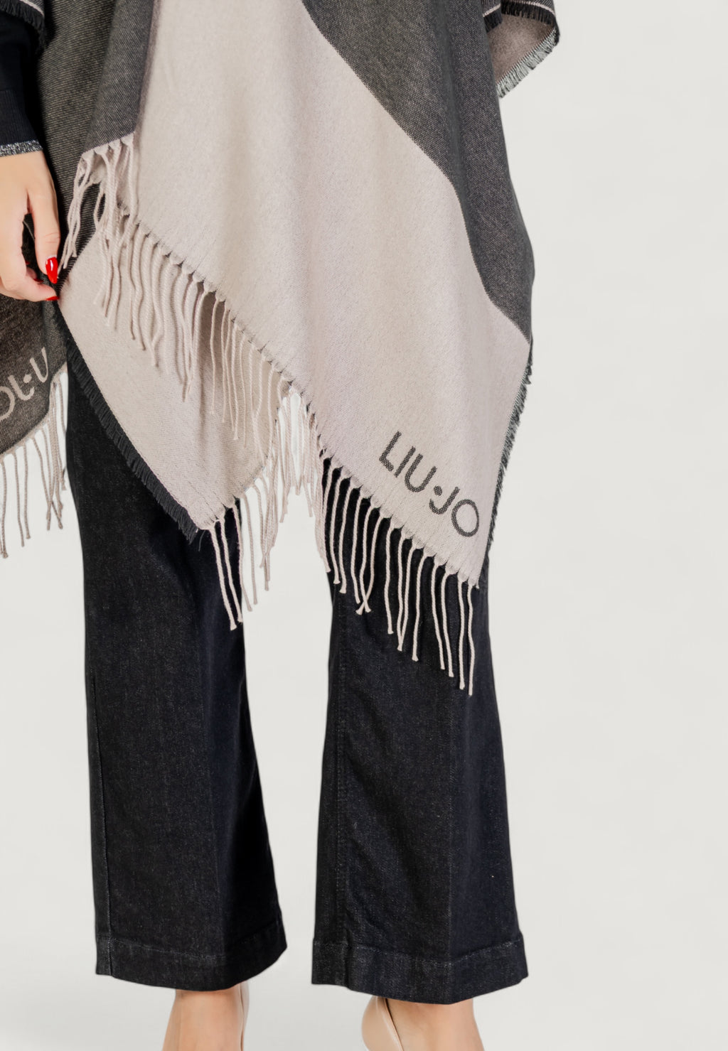 Hood Liu-Jo PONCHO OVAL MONOGRAM