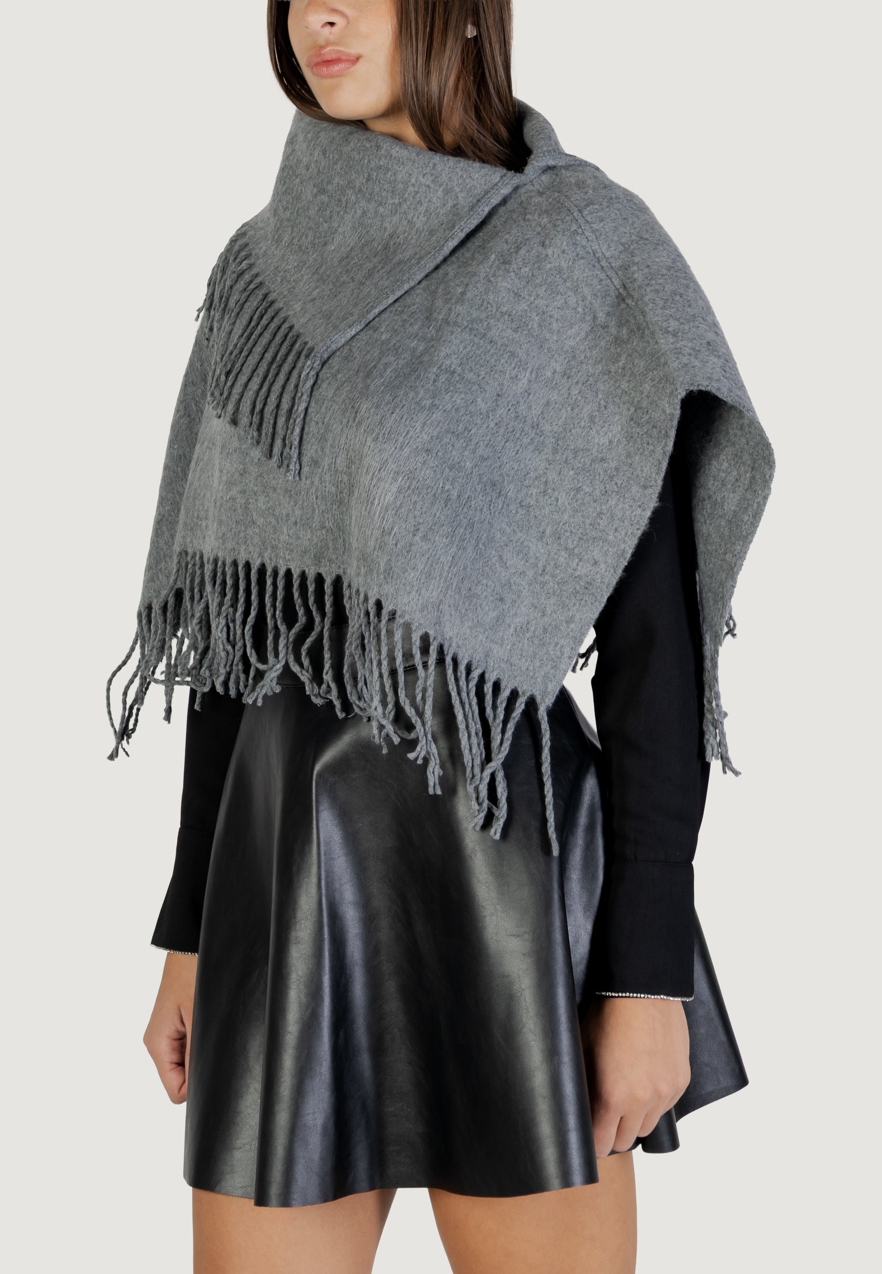 Mantella Only ONLADELLE FRINGE COLLAR CC