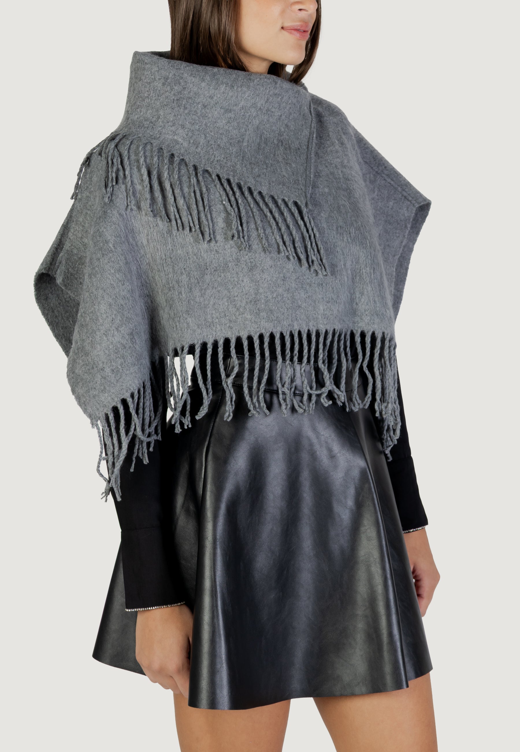 Mantella Only ONLADELLE FRINGE COLLAR CC