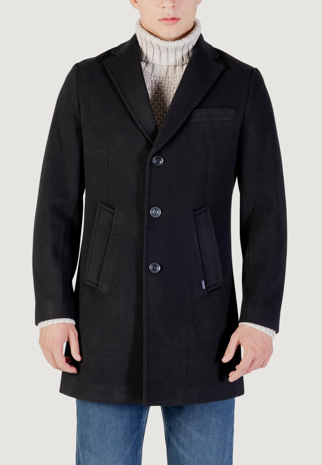 Coats Gianni Lupo MONOPETTO