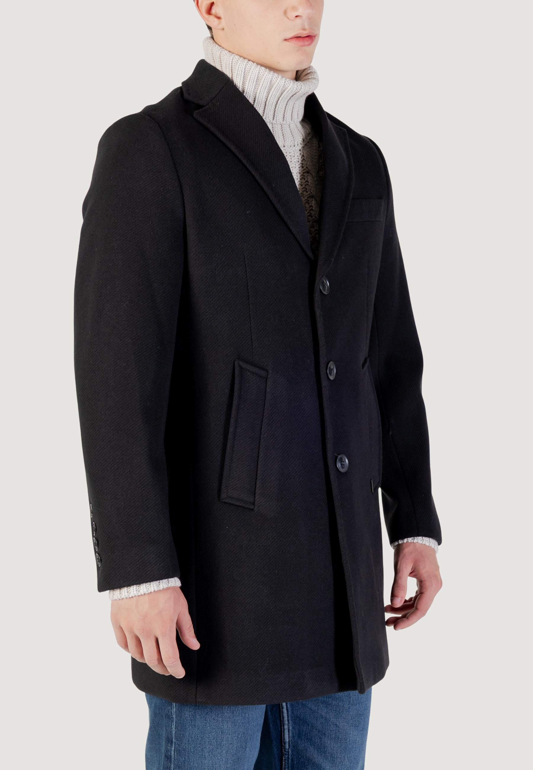 Coats Gianni Lupo MONOPETTO