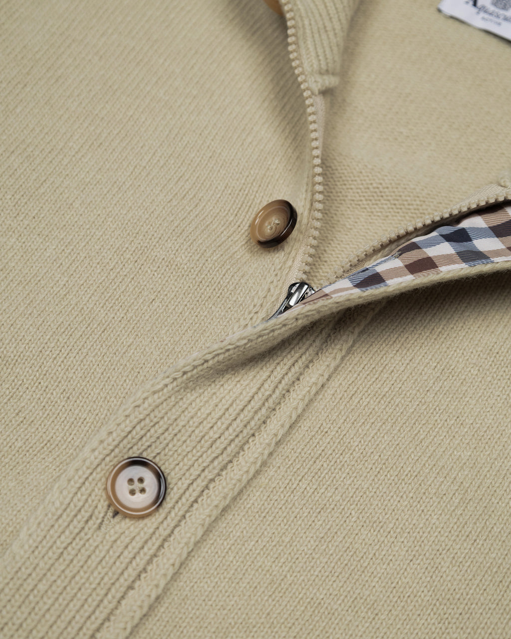 Cardigan Aquascutum Active LAMBSWOOL BUTTONED CARDIGAN