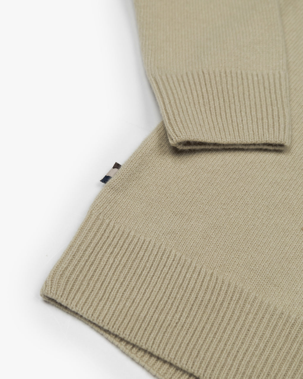 Cardigan Aquascutum Active LAMBSWOOL BUTTONED CARDIGAN