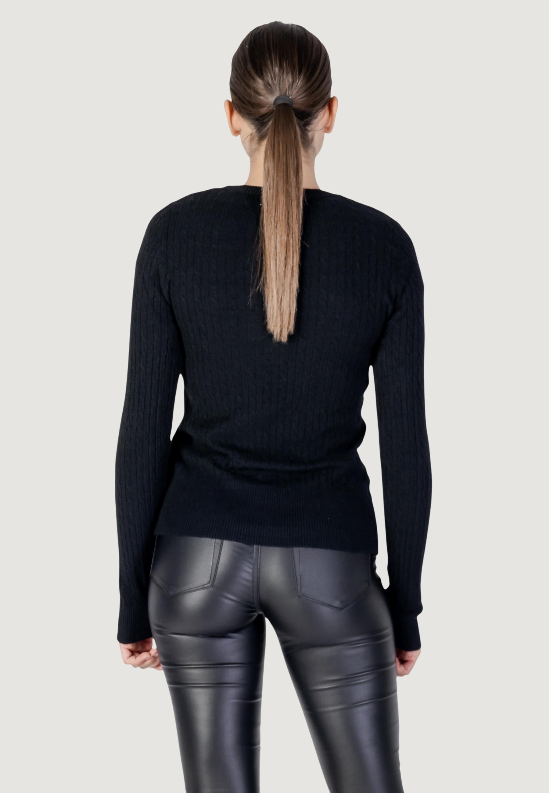 Cardigan Choral C002