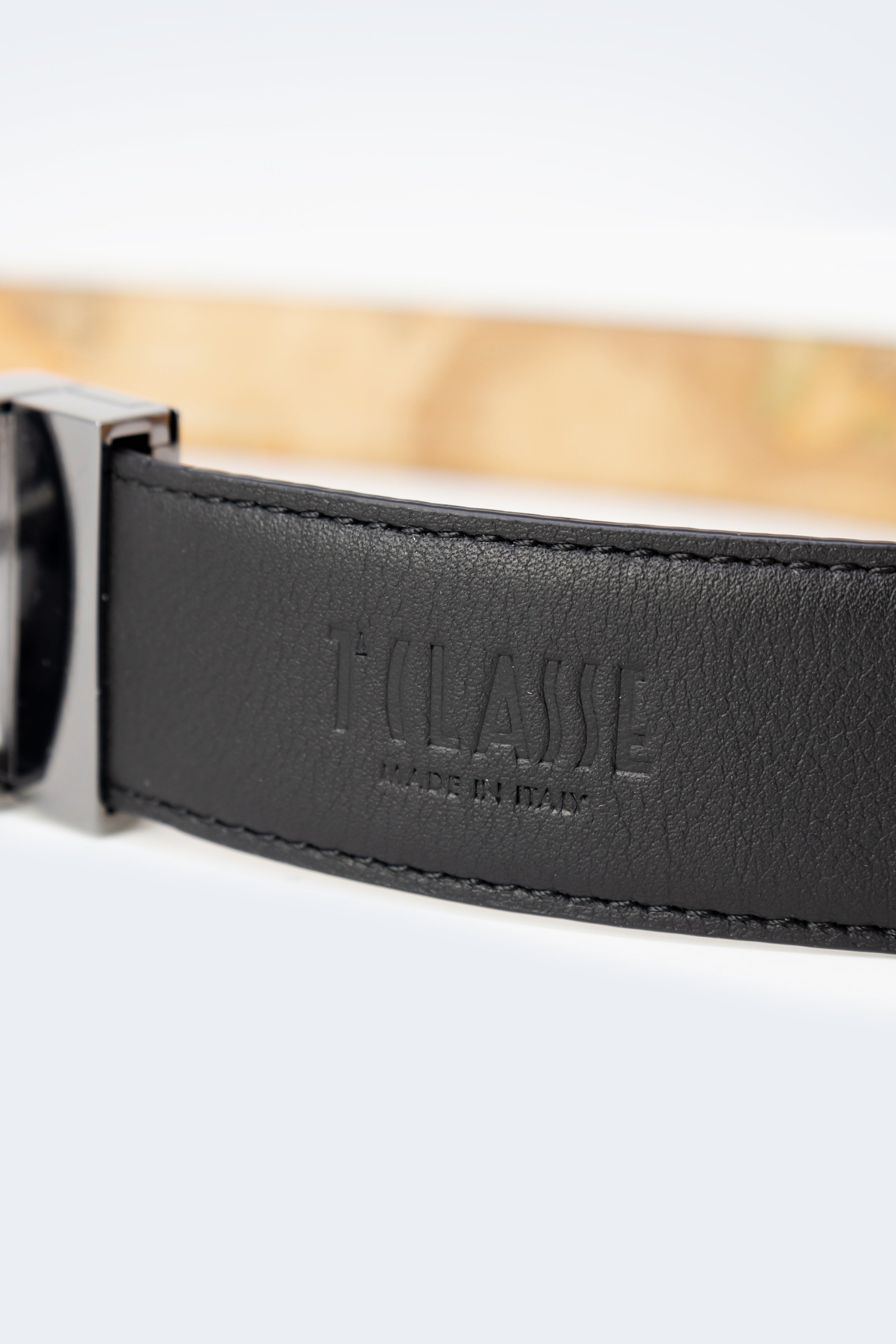 Cinta Alviero Martini Prima Classe A485 5600