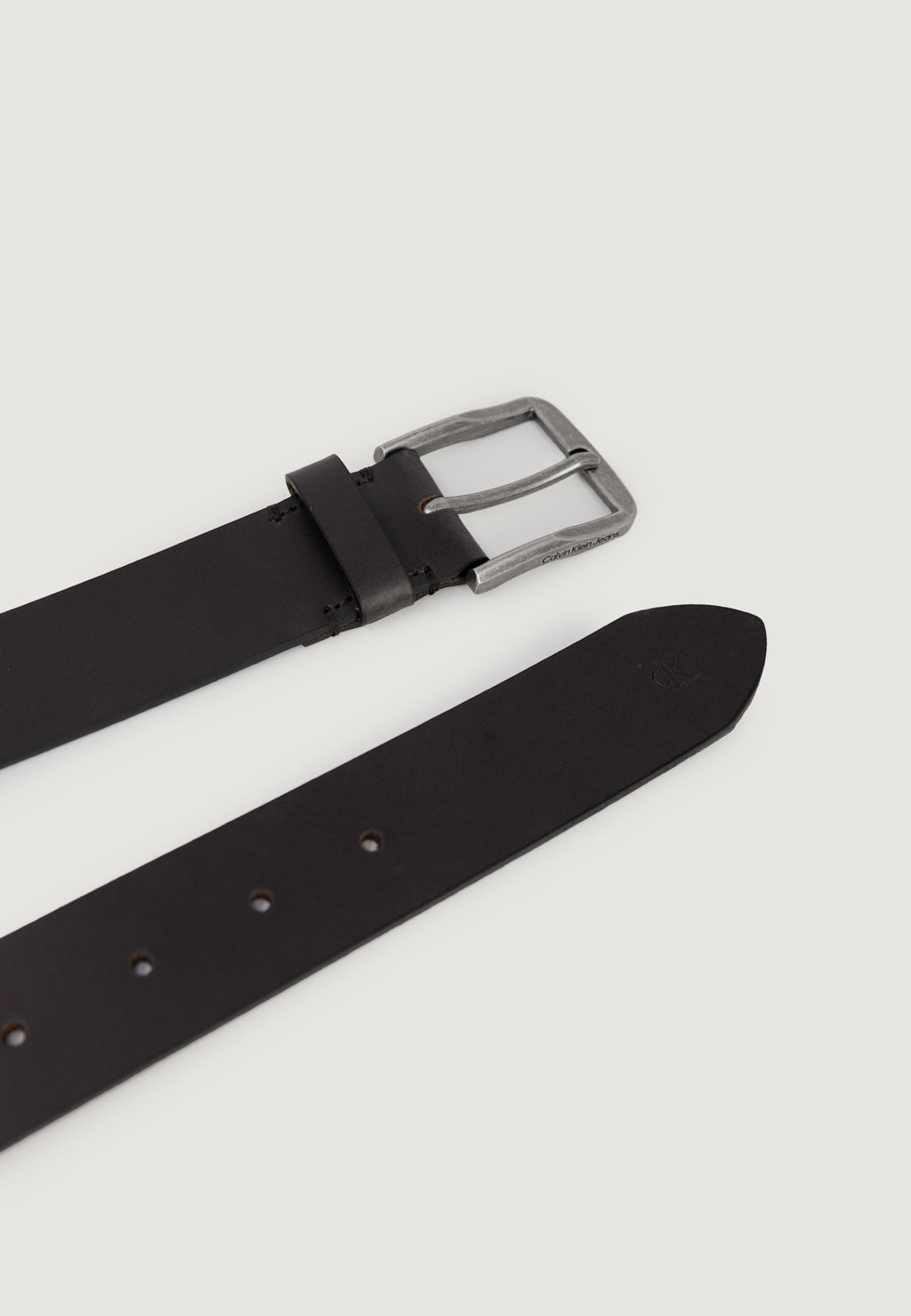 Cinta Calvin Klein Jeans CLASSIC FLAT R LTHR BELT 35MM