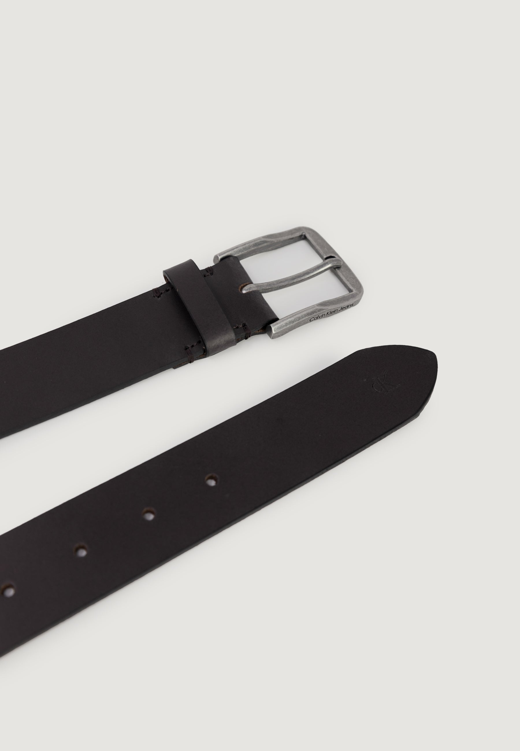 Cinta Calvin Klein Jeans CLASSIC FLAT R LTHR BELT 35MM