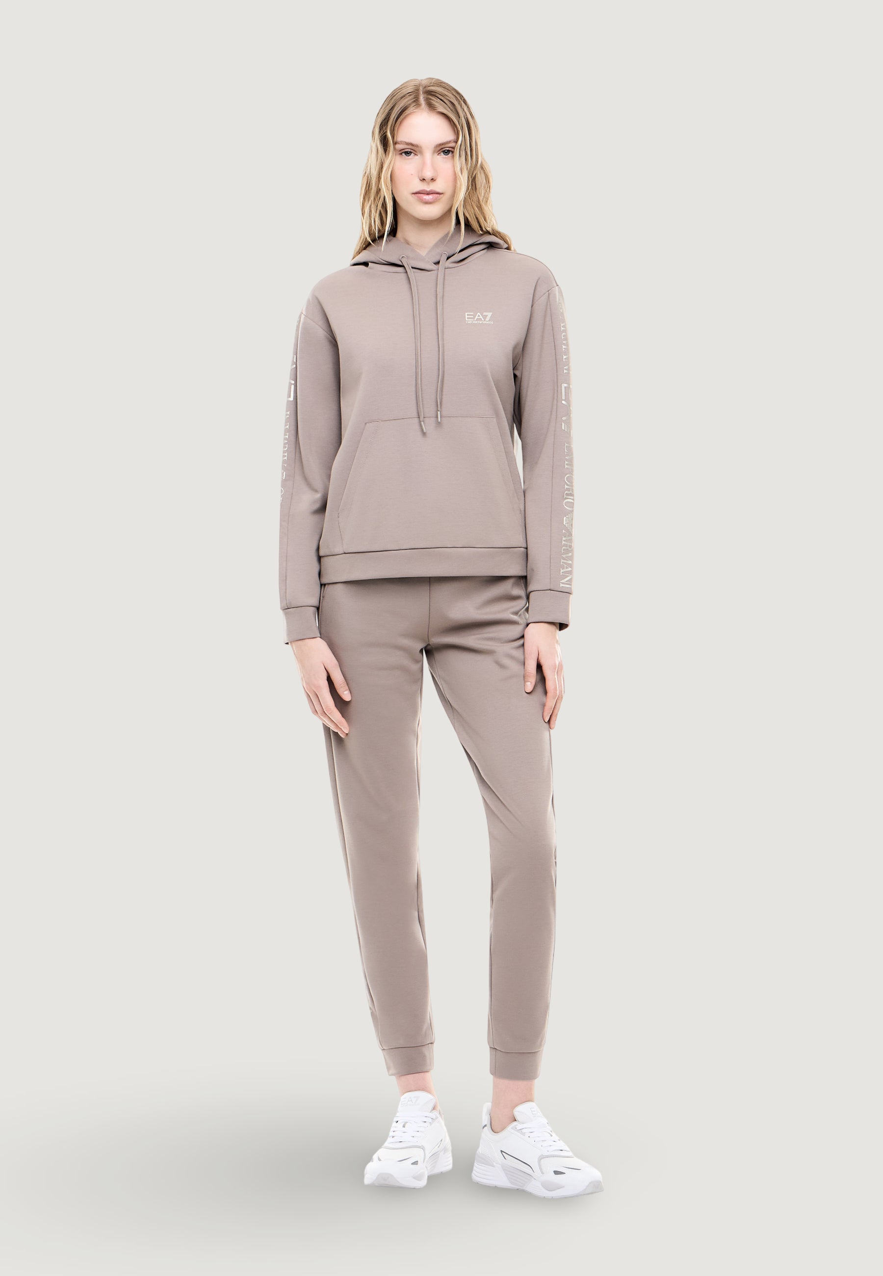  EA7 TRACKSUIT
