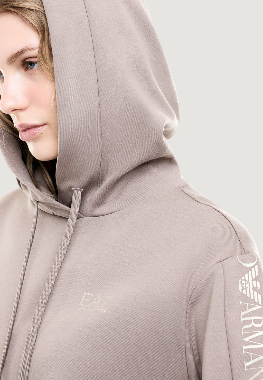  EA7 TRACKSUIT