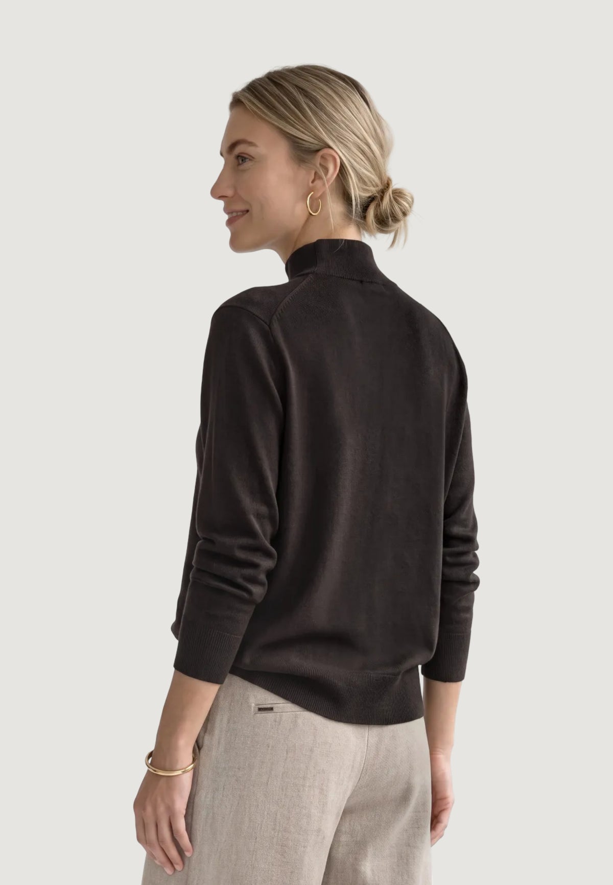 turtleneck Street One LTD QR_basic turtle