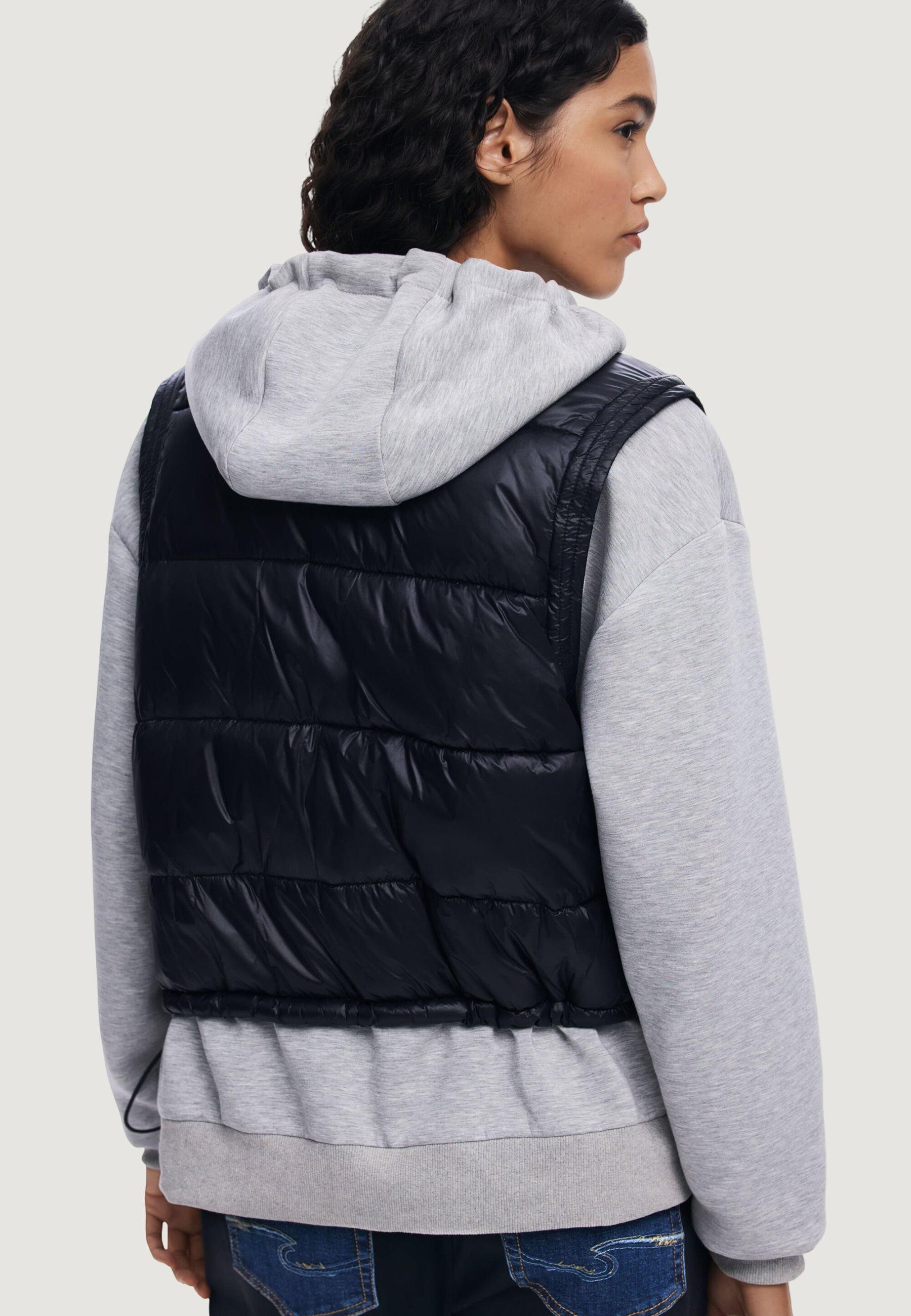 Felpa con cappuccio Desigual SWEAT_CHALECO