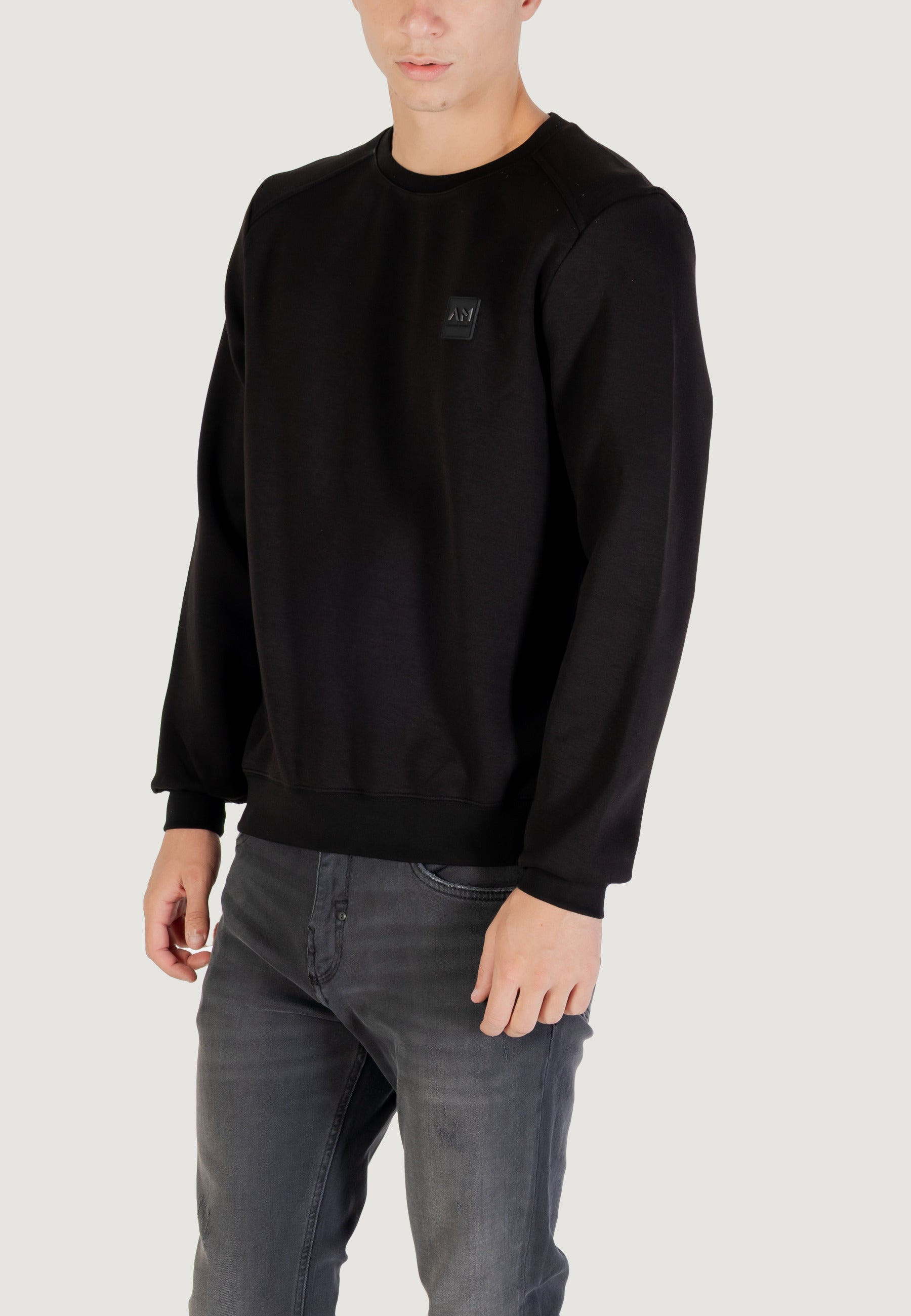 Felpa senza cappuccio Antony Morato REGULAR FIT WITH LOGOED METAL BADGE ON RUBBER PATCH