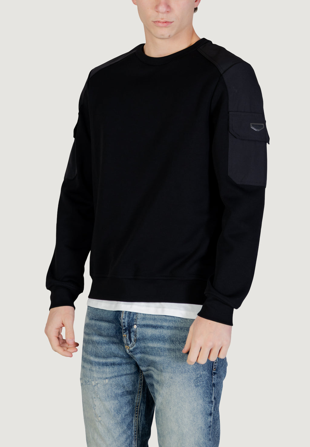 Sweatshirt Antony Morato REGULAR FIT WITH RUBBER METAL PLATE ON SLEEVE