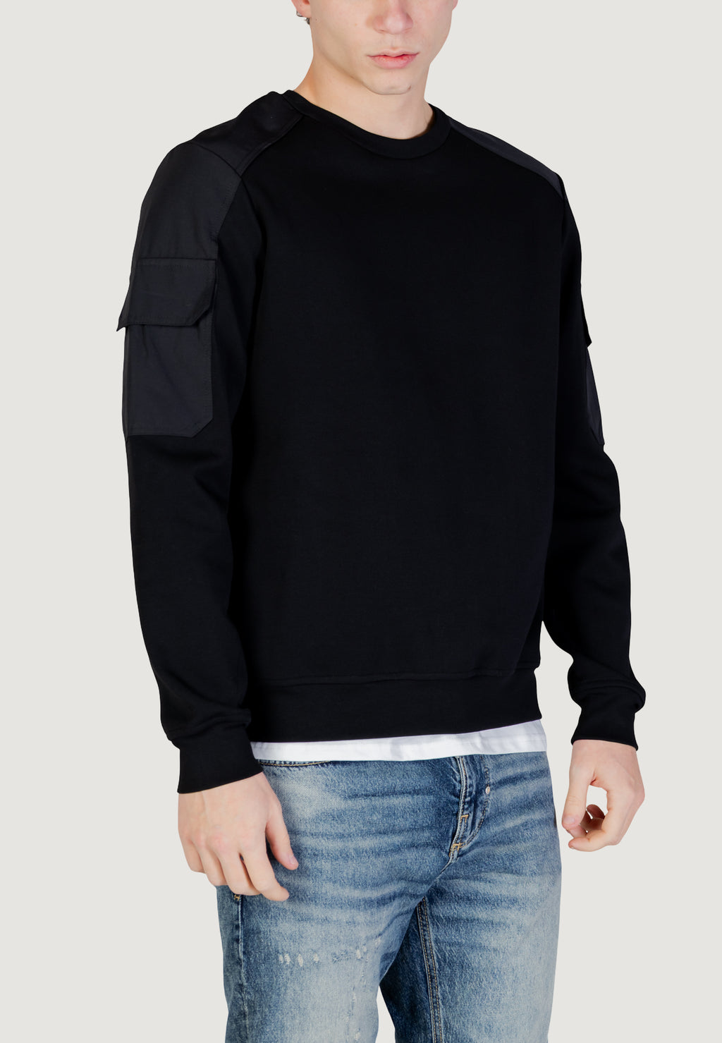 Sweatshirt Antony Morato REGULAR FIT WITH RUBBER METAL PLATE ON SLEEVE