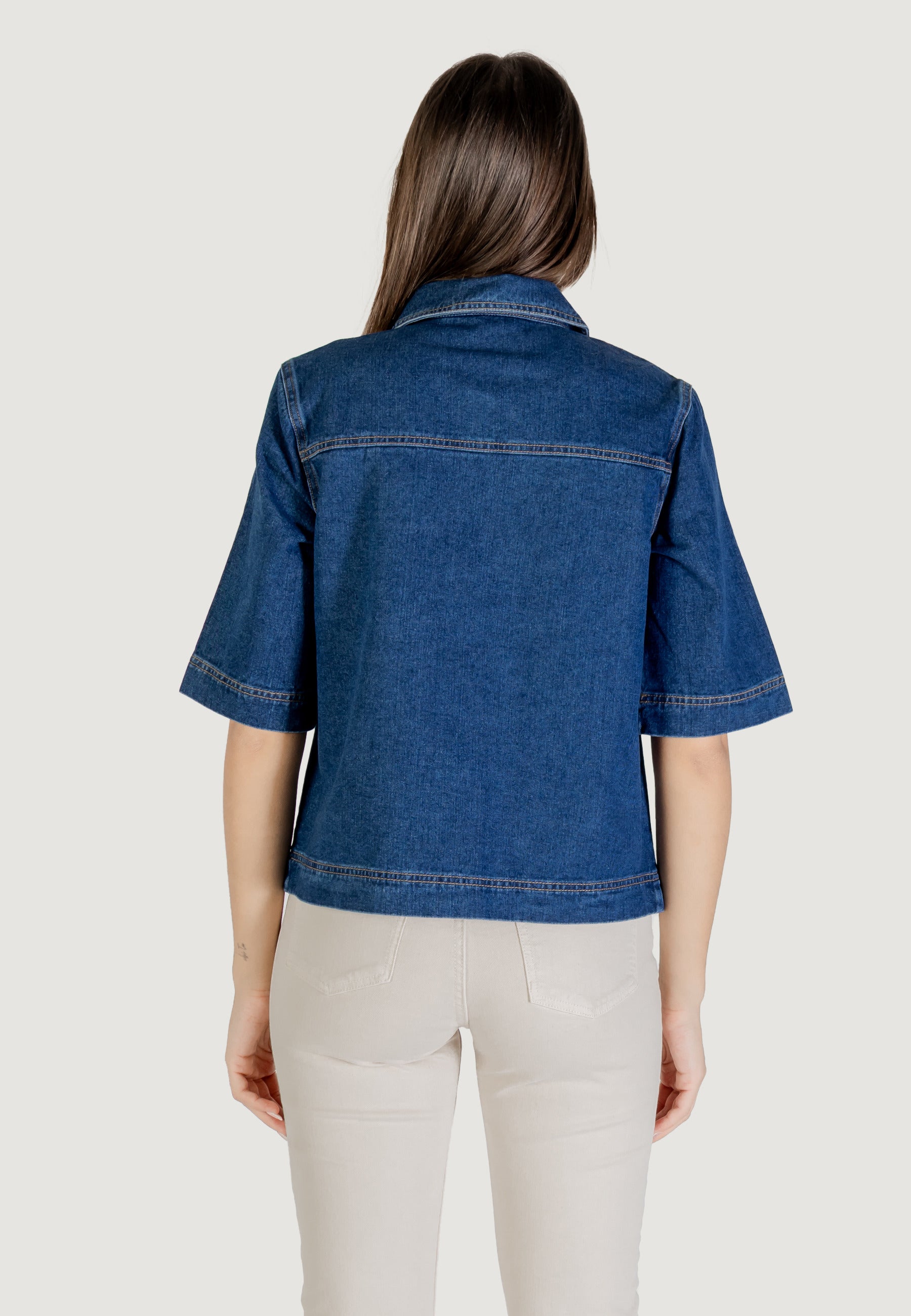 Jackets Only ONLBELLE S/S SHIRT DNM GUA NOOS