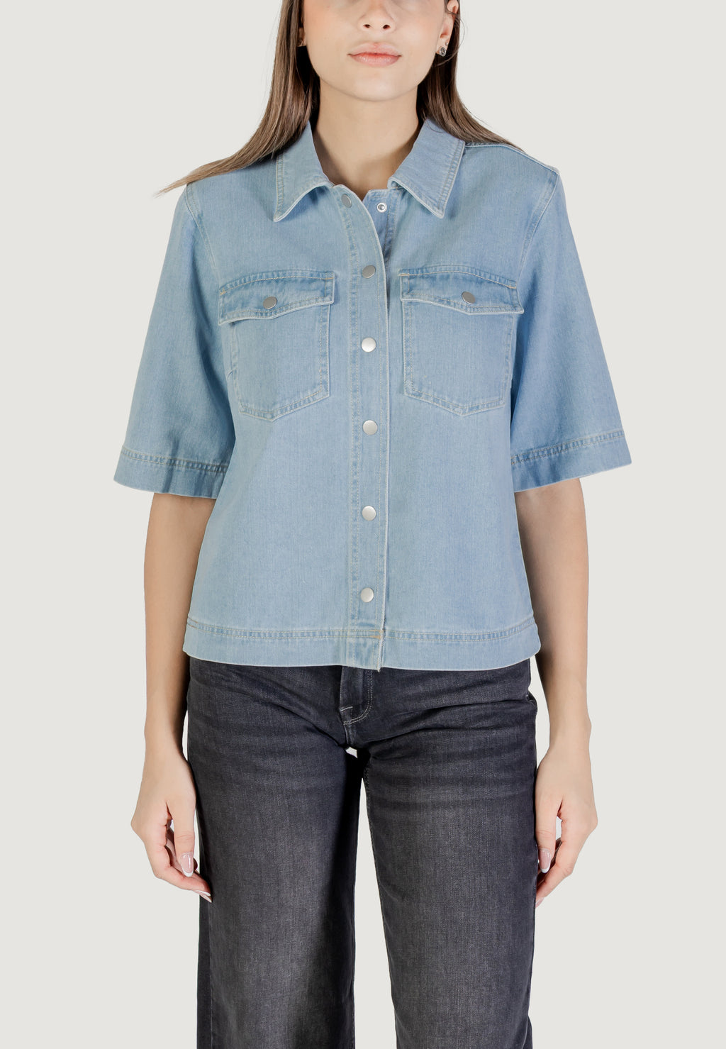 Jackets Only ONLBELLE S/S SHIRT DNM GUA NOOS