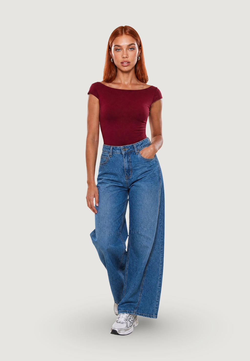 T-shirt I am TOP CON SCOLLO DIETRO