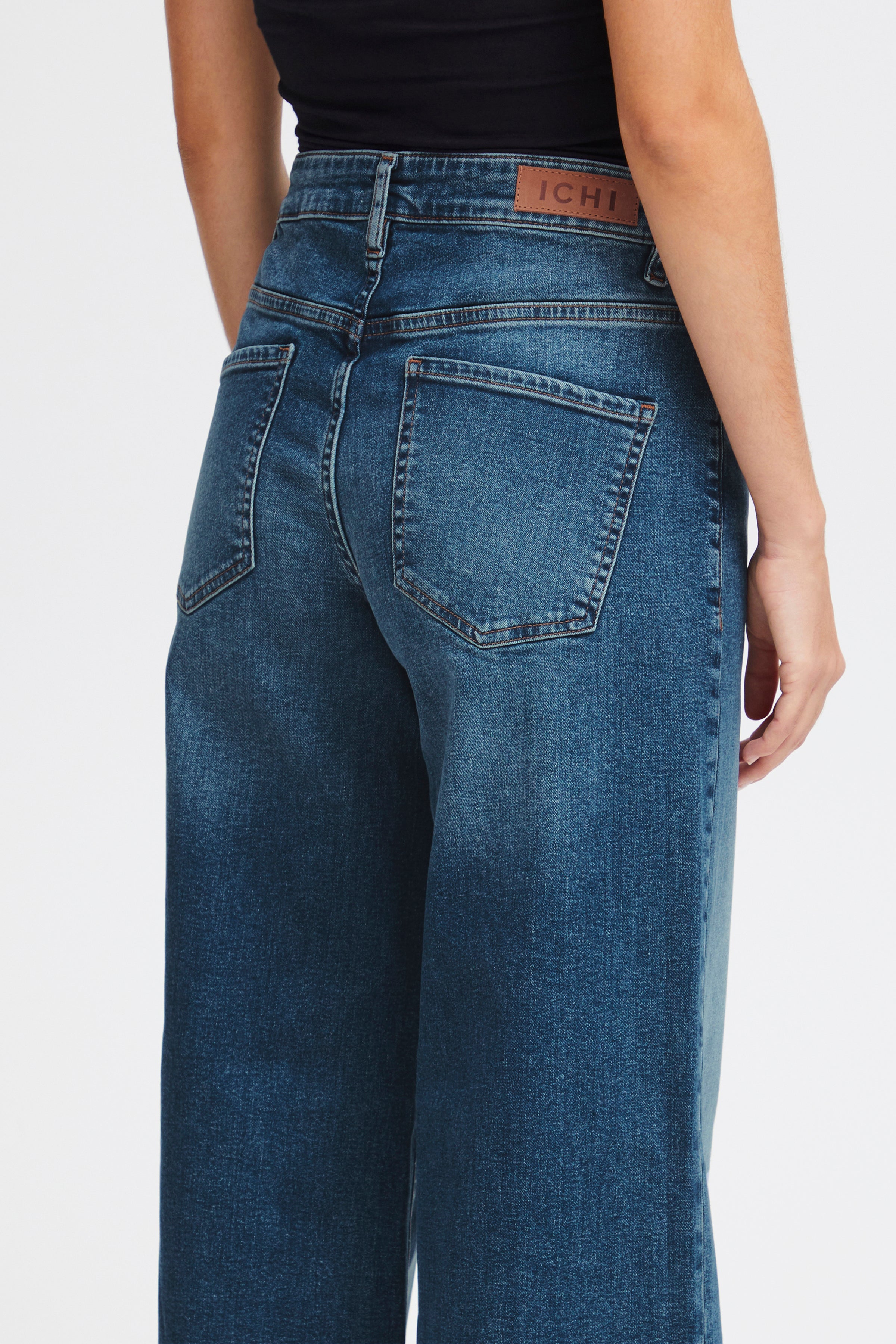 Jeans bootcut ICHI IHTWIGGY WIDE