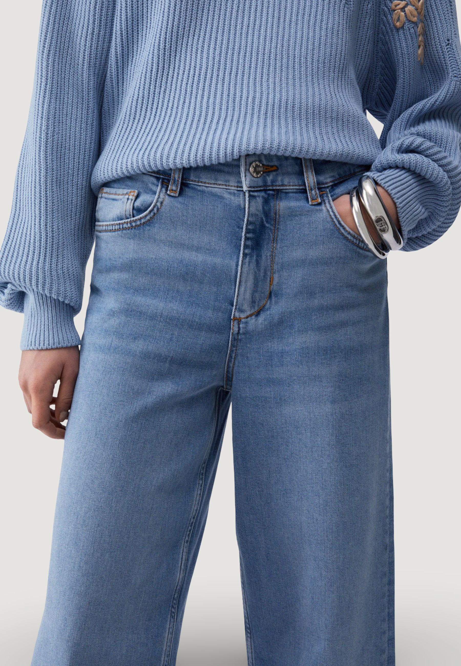 Jeans bootcut Liu-Jo B.UP FLARE CROPPED REG.W.