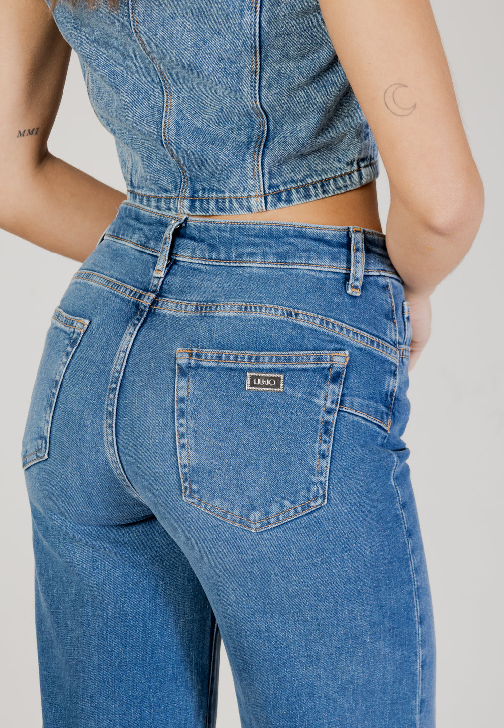 Jeans bootcut Liu-Jo B.UP FLARE H.W.