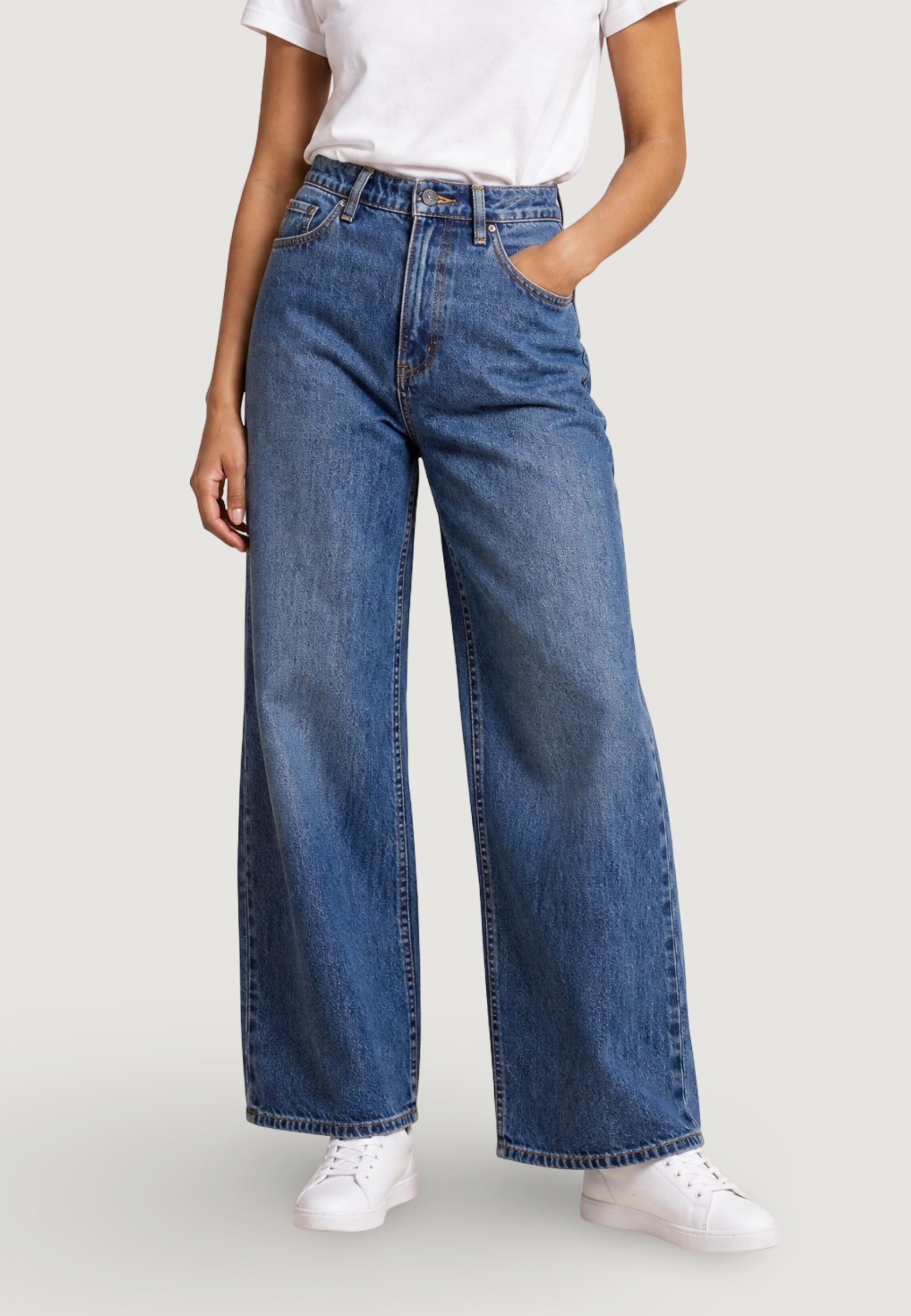 Mom jeans Armani Exchange XW000100 AF21360