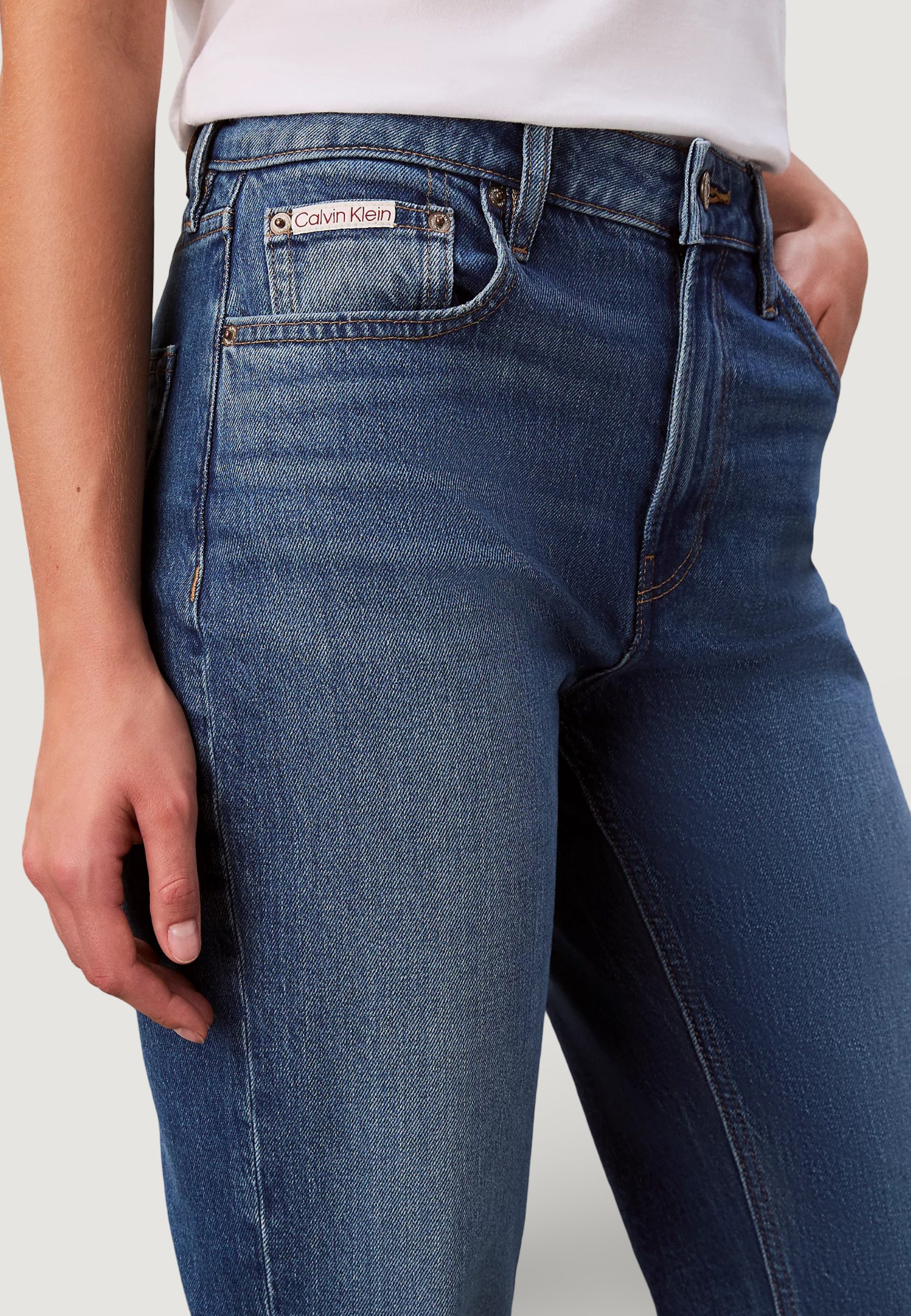 Mom jeans Calvin Klein Jeans HIGH RISE STRAIGHT I