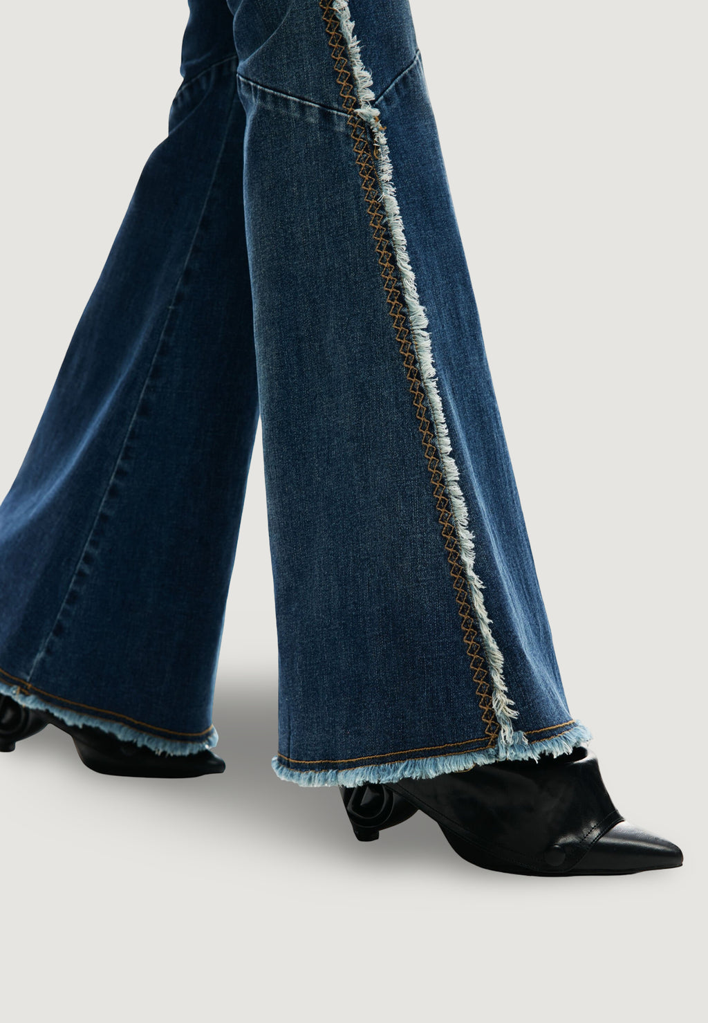 Jeans bootcut Desigual DUOL